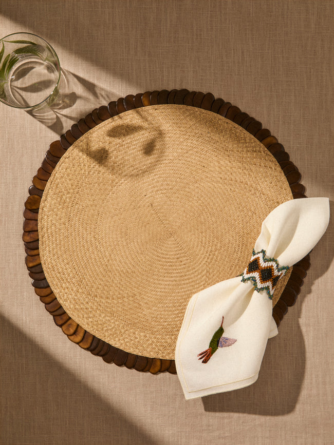 CasaLatina - | Set of 4 | Tagua Seed and Handwoven Iraca Palm Placemats - Beige - ABASK