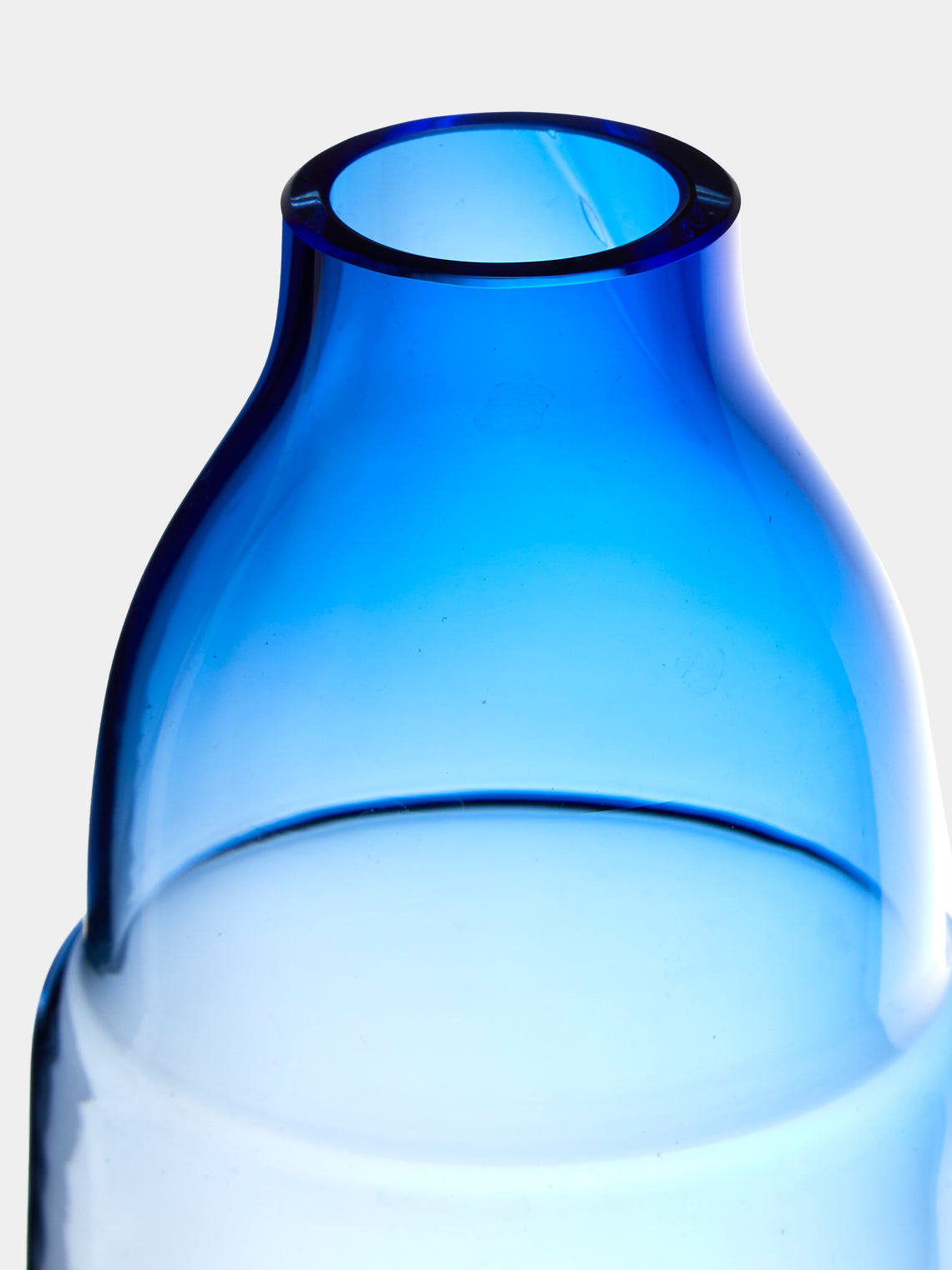 Kickie Chudikova - Danube Hand-Blown Bohemian Crystal Carafe and Tumbler - Blue - ABASK