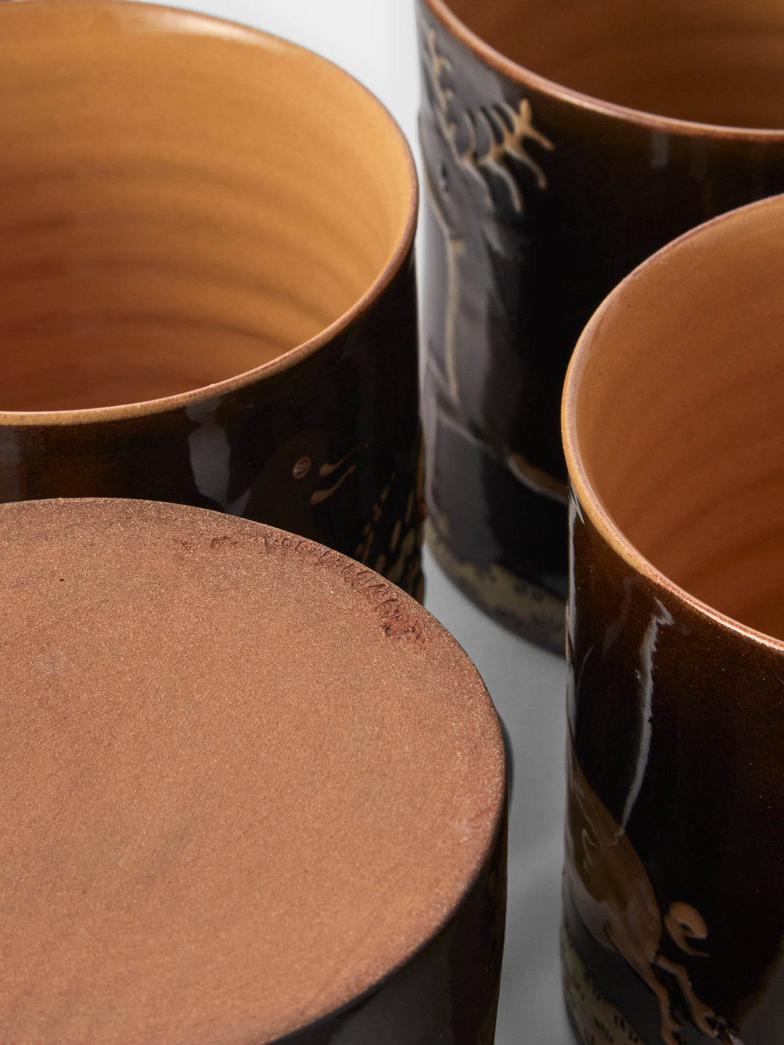 Poterie d’Évires - Animals Hand-Painted Ceramic Mugs (Set of 4) - Dark Brown - ABASK