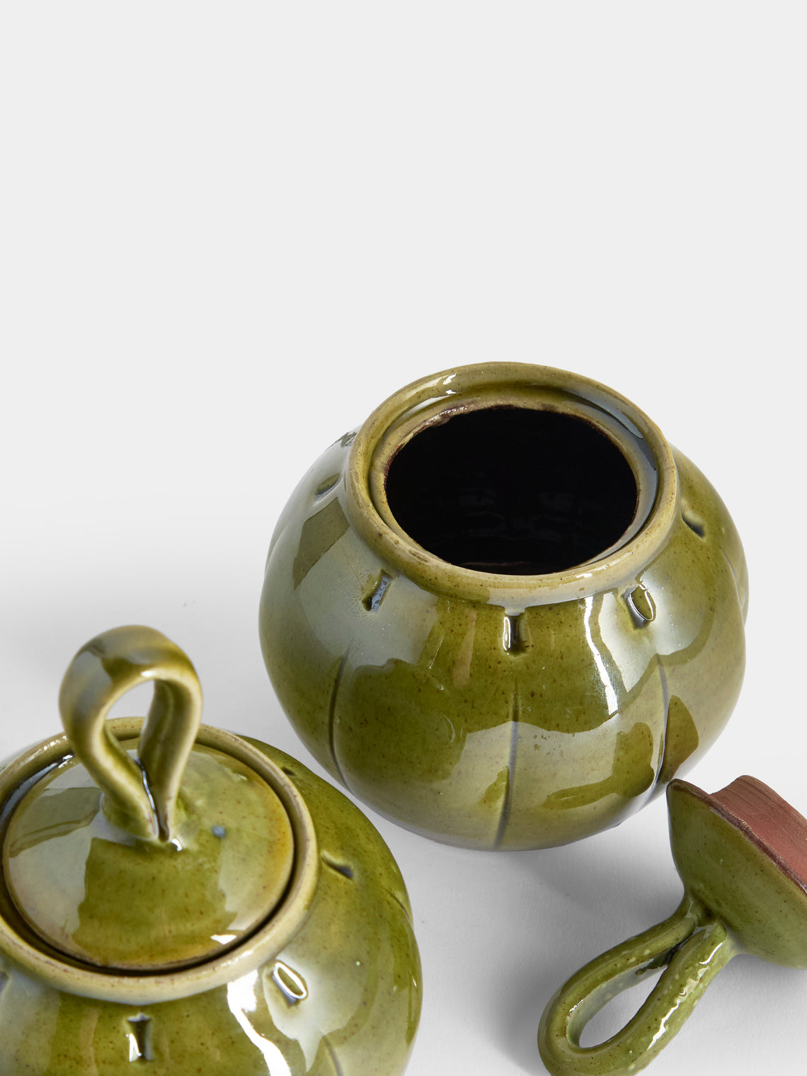 Neville Tatham - Slipware Small Ginger Jars (Set of 2) - Green - ABASK