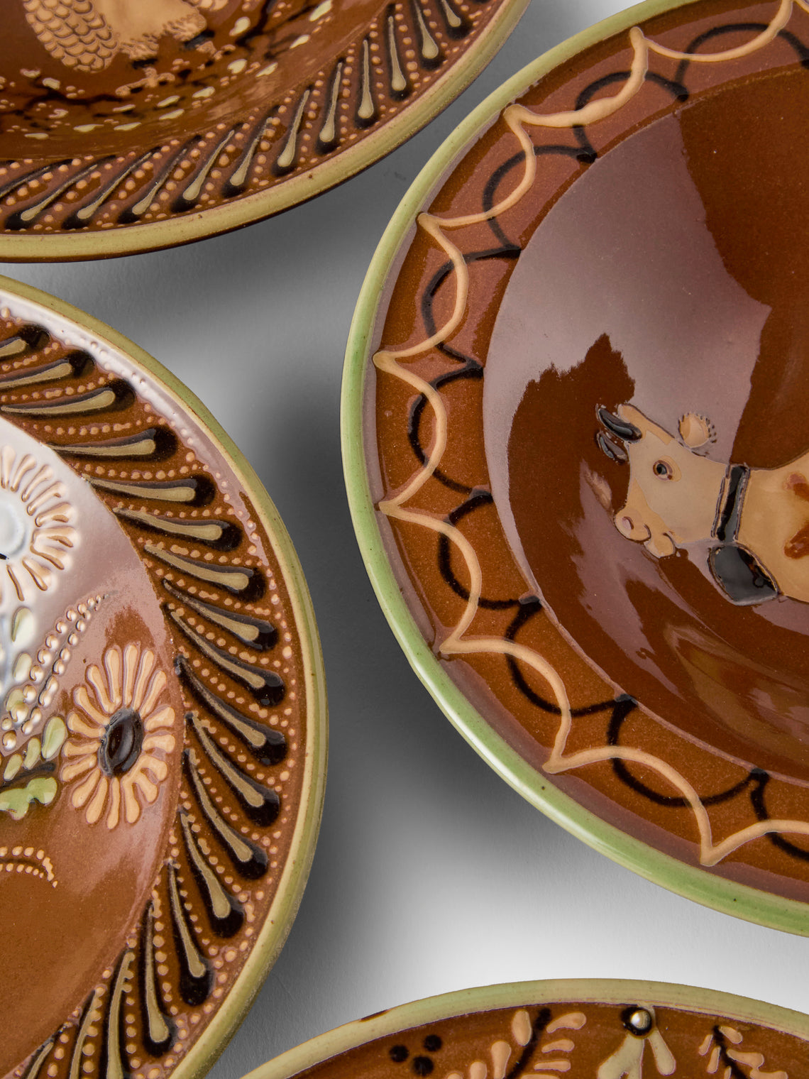 Poterie d’Évires - Animals Hand-Painted Ceramic Breakfast Bowls (Set of 4) - Light Brown - ABASK