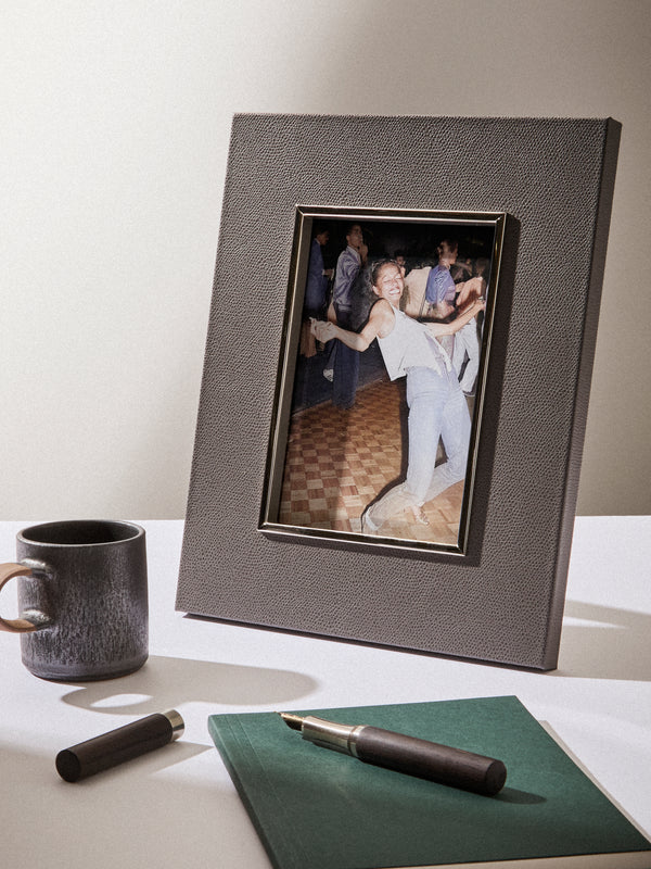 Pinetti - Leather and Silver-Plated Photo Frame (5x7") - Dark Gray - ABASK