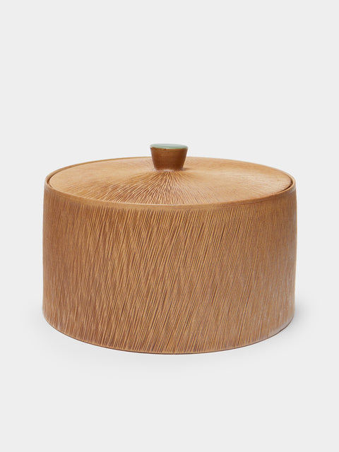 Kim Pan-ki - Comb Pattern Celadon Lidded Serving Dish -  - ABASK - 