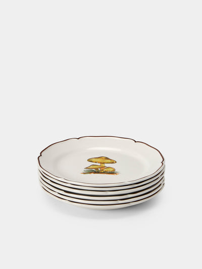 Este Ceramiche - Bristol Mushrooms Hand-Painted Ceramic Dessert Plates – 8in/21cm (Set of 6) - White - ABASK- 