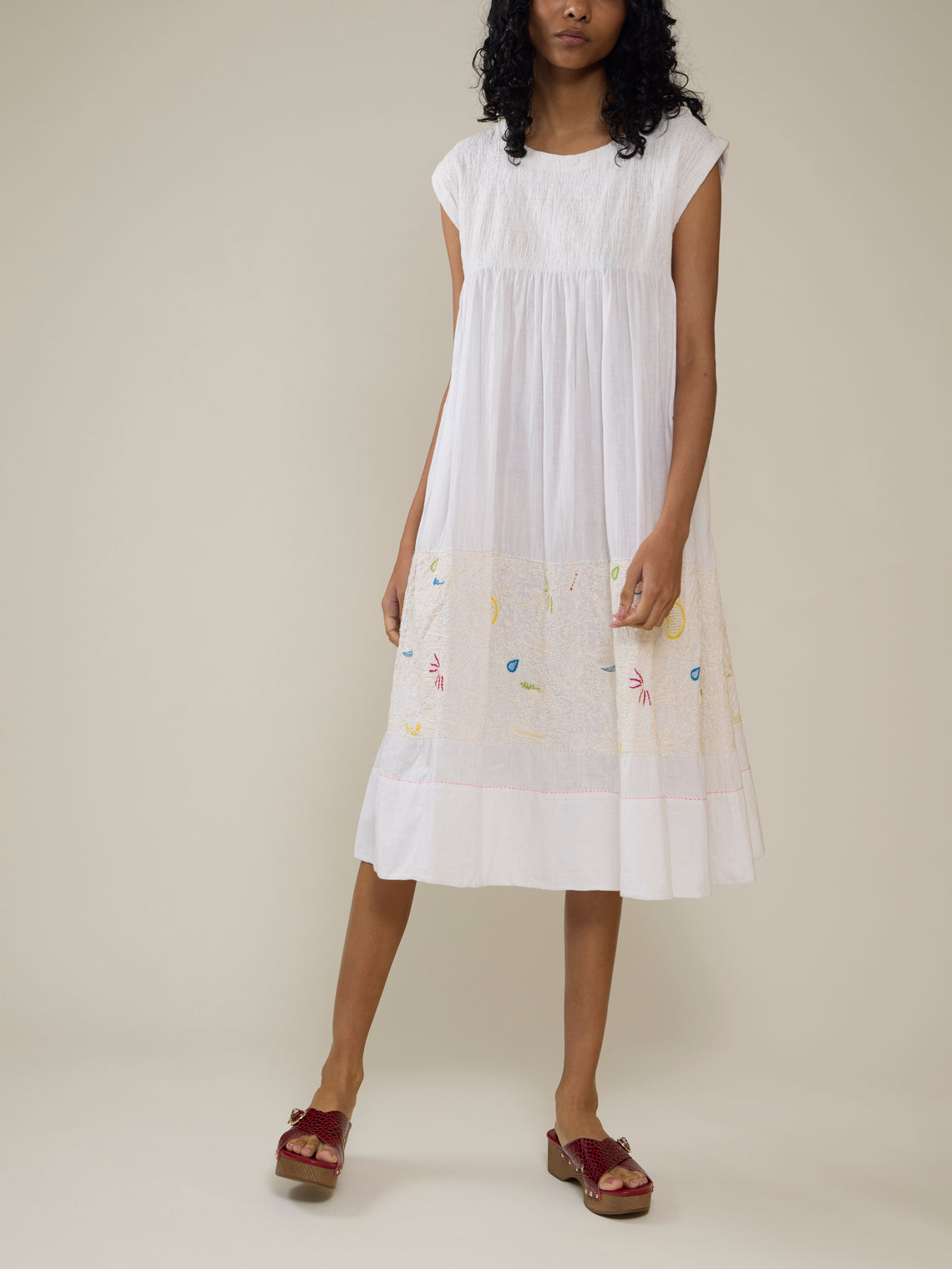 Injiri - Amber 33 Hand-Loomed Cotton Dress | Size: S - White - ABASK