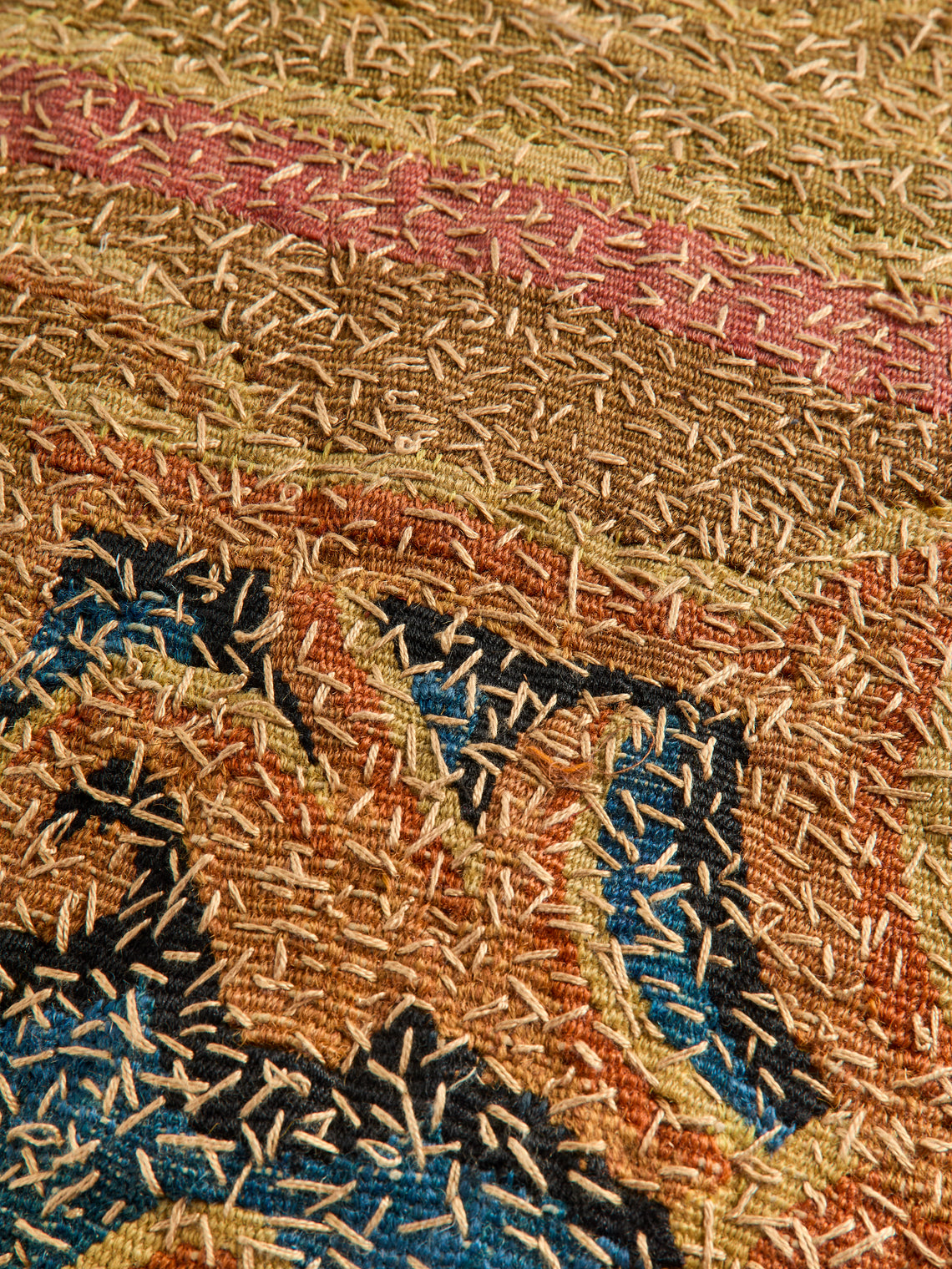 By Walid - 19th-Century Napoleon III Aubosson Tapestry Damask Cushion (21.5in/55cm) - Multiple - ABASK