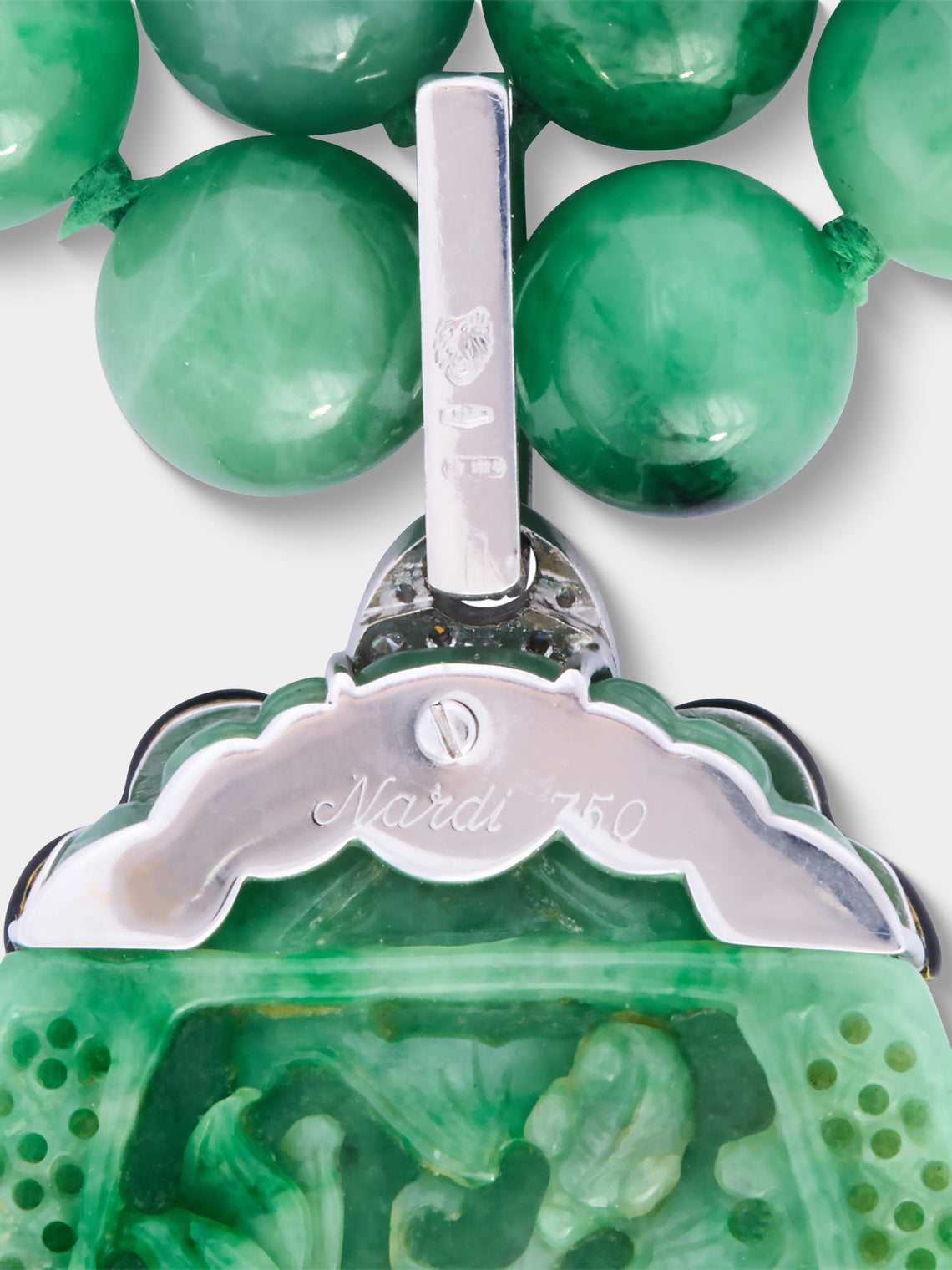 Mahnaz Collection - Vintage 1960s-1980s Nardi 18-Karat White Gold, Black Diamond, Jade and Enamel Necklace - Green - ABASK