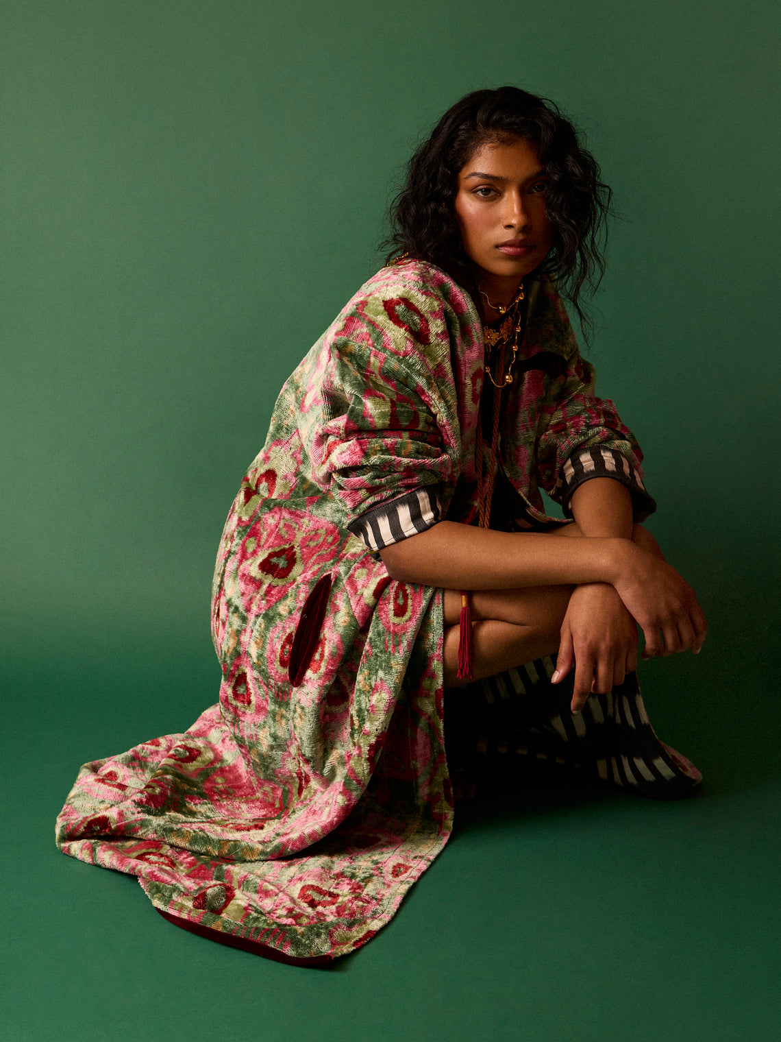 Nazzy Beglari - Women's Hand-Loomed Ikat Velvet Reversible Robe | One Size - Multiple - ABASK