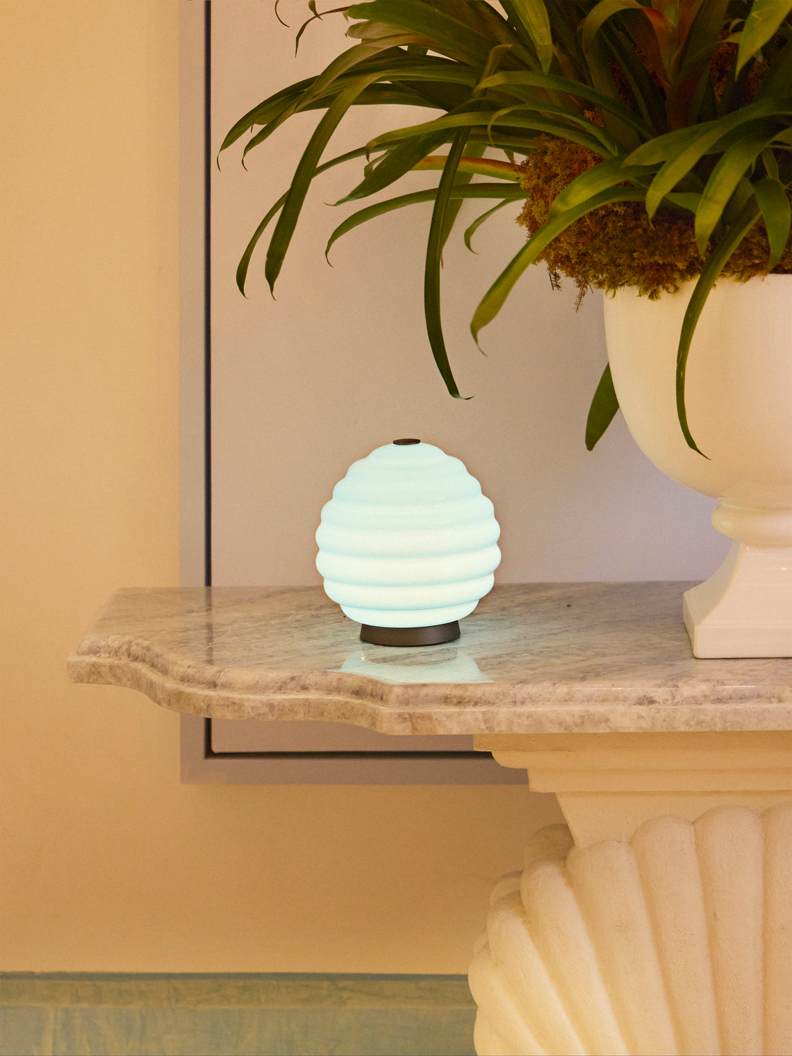 Venini - Deco Luce Hand-Blown Murano Glass Portable Lamp - Blue - ABASK