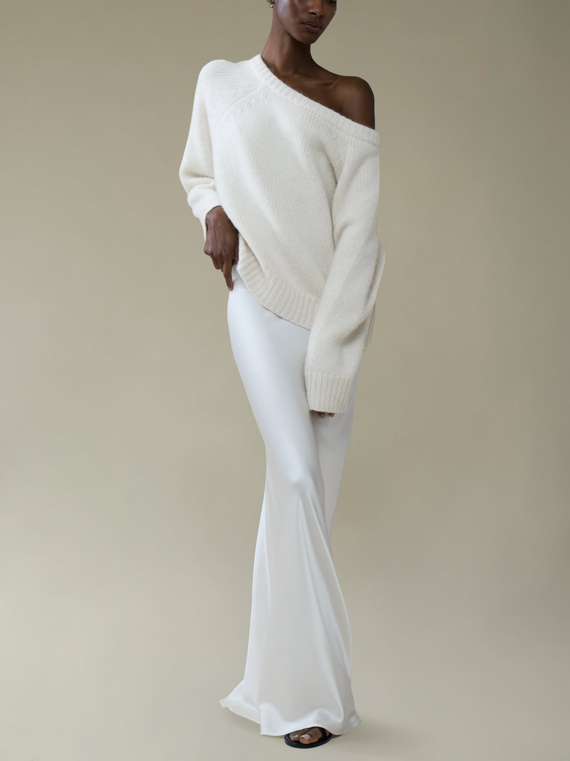 Ryan Roche - Cloud Cashmere and Silk Oversized Boat-Neck Sweater | Size: S - White - ABASK