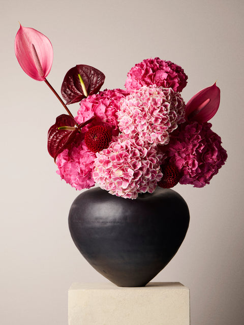 Sara Bergami - Hand-Formed Stoneware Vase - Black - ABASK