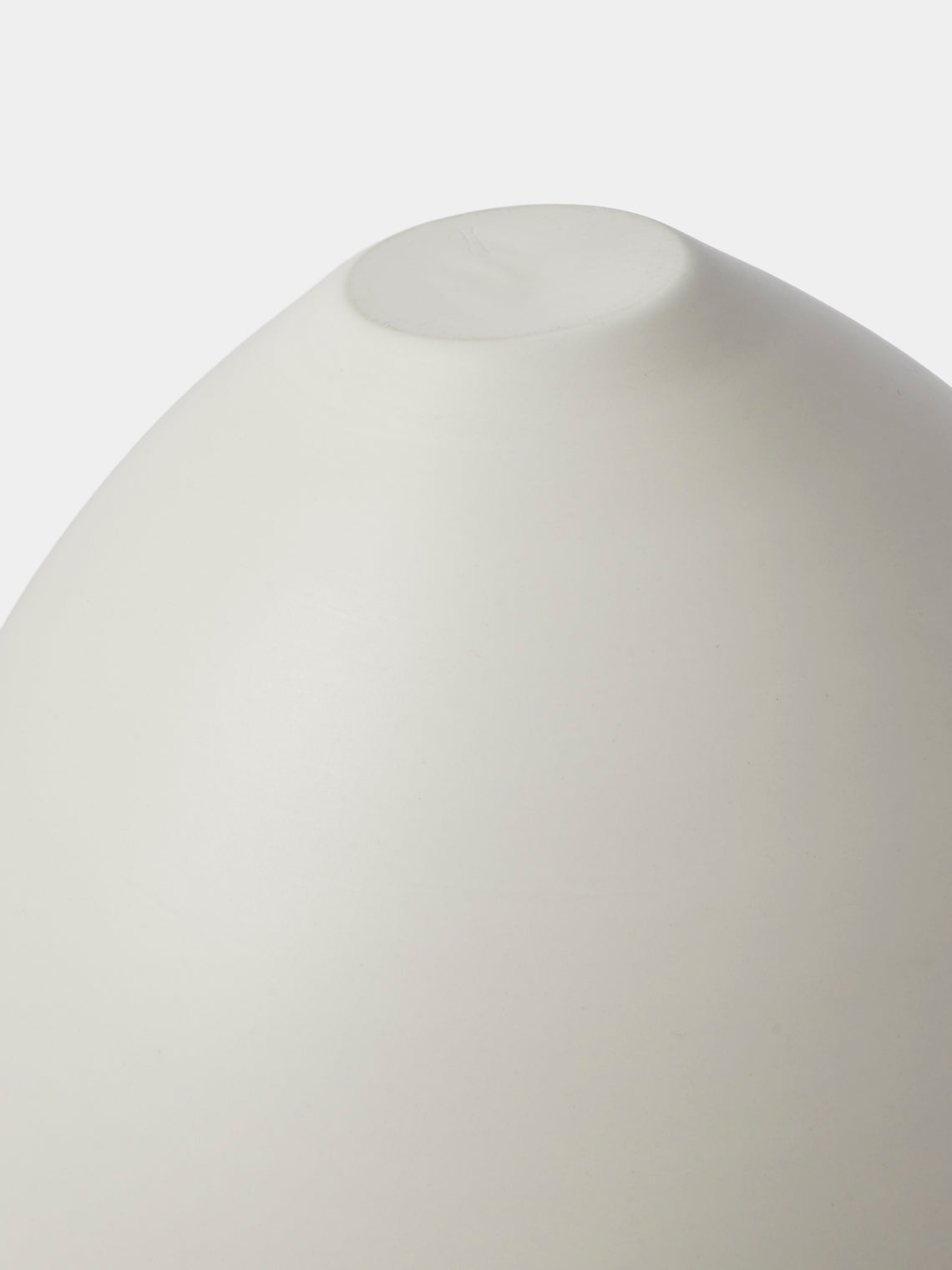 Paul James Ceramics - Fractured Reality Hand-Thrown Ceramic Vase (14in/36cm) - White - ABASK