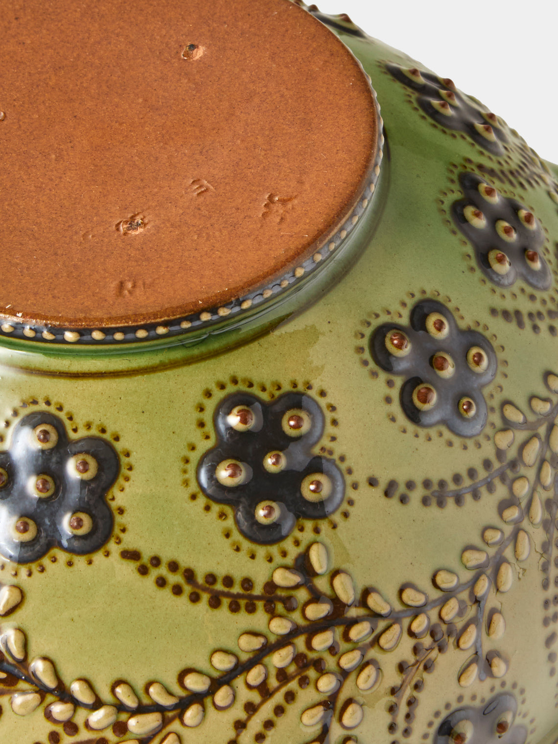 Poterie d’Évires - Flowers Hand-Painted Ceramic Small Lidded Vegetable Dish - Green - ABASK