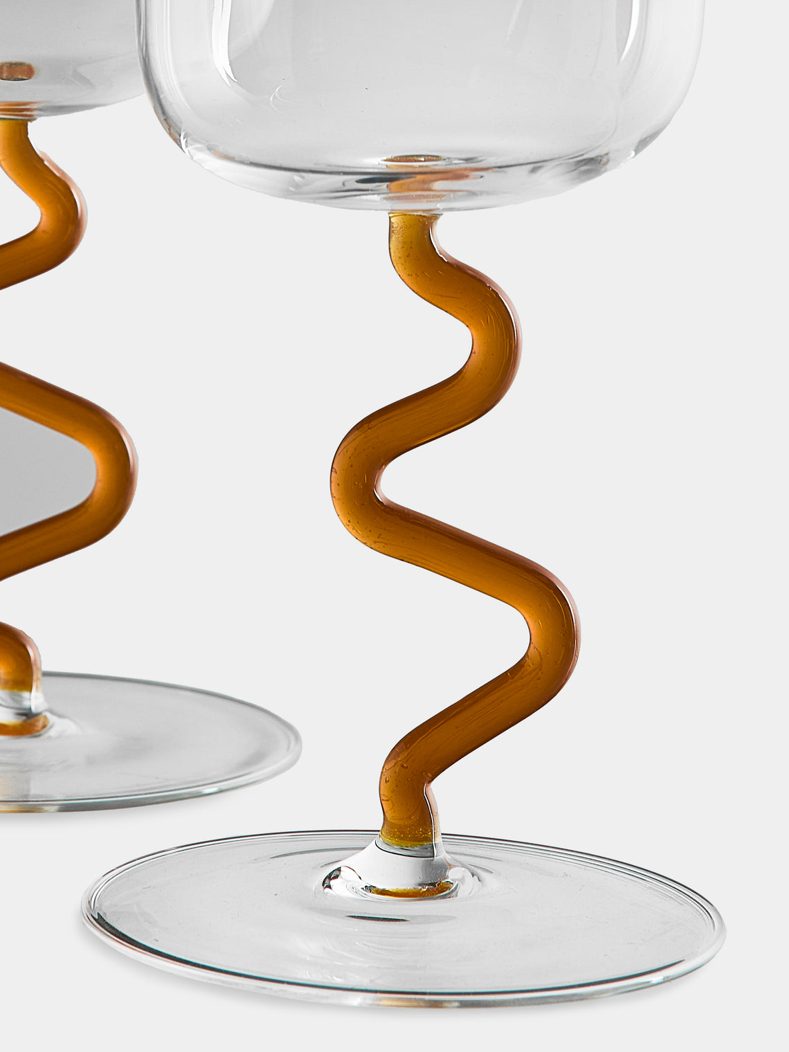 River Valadez - Hand-Blown Glass Champagne Coupes (Set of 2) - Clear - ABASK
