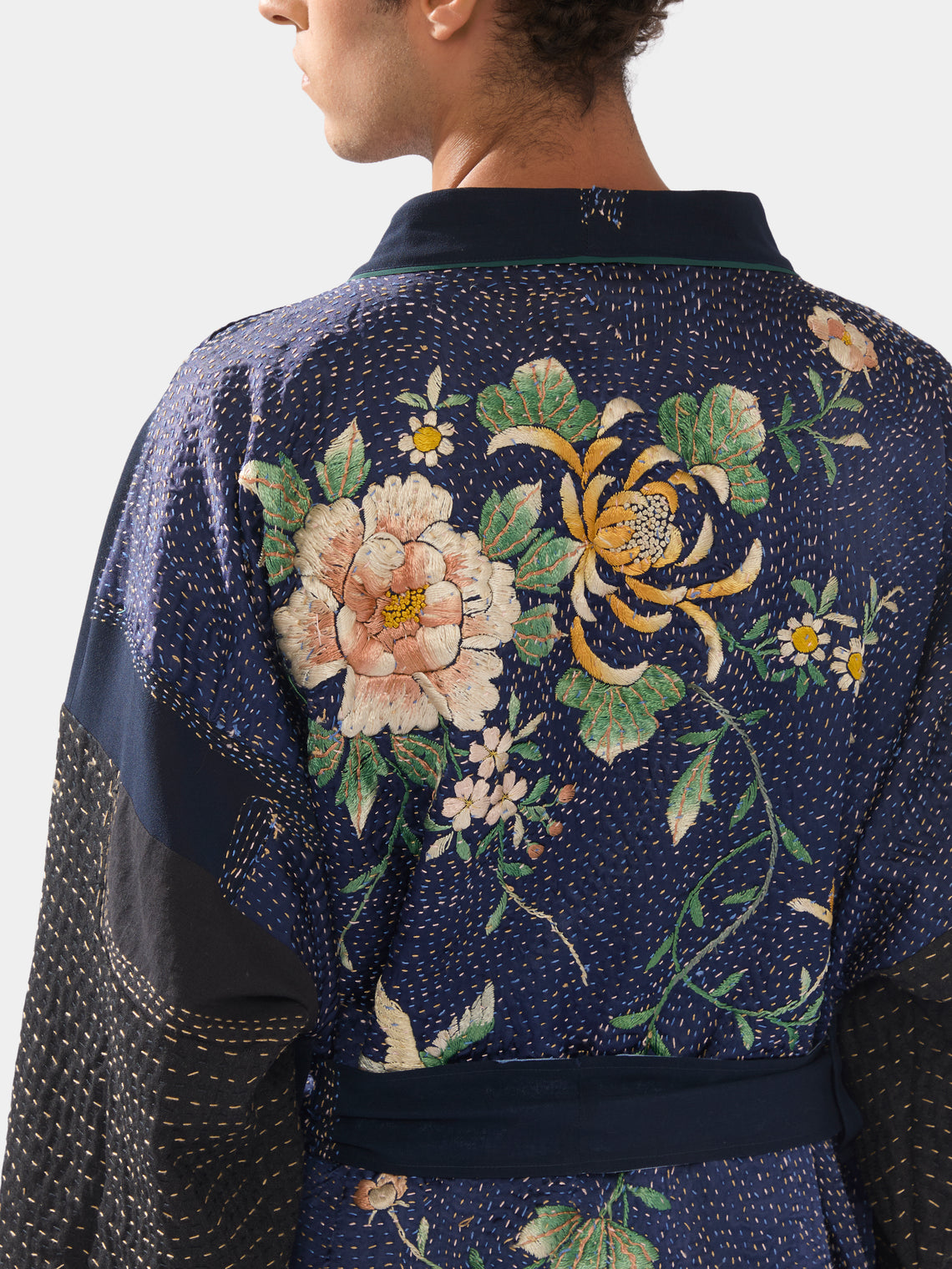 Men's 1920s Chinese Embroidered Silk Robe | One Size