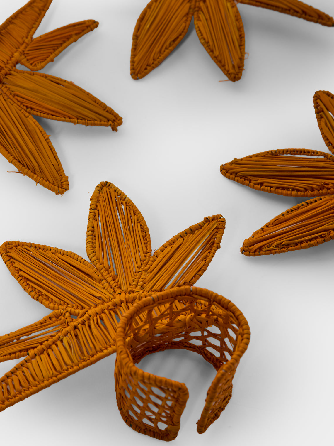 Artesanías del Atlántico - | Set of 4 | Paradise Handwoven Palm Napkin Rings - Yellow - ABASK