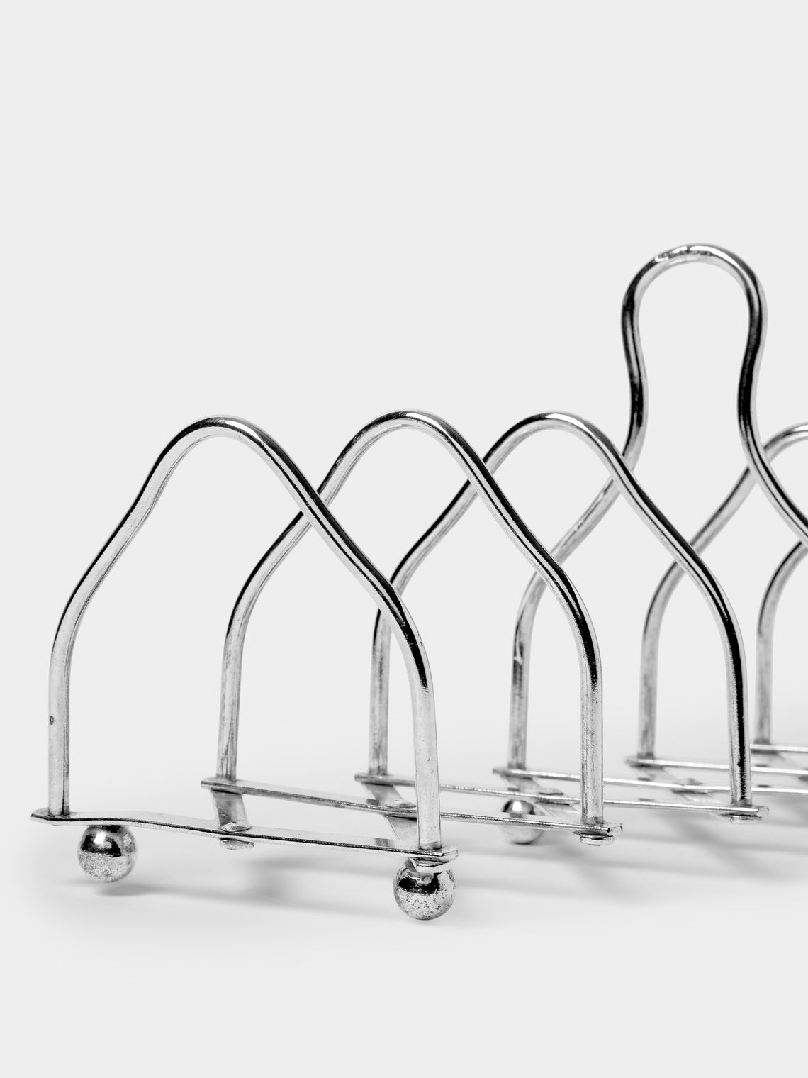 Antique and Vintage - Mid-Century Silver-Plated British Extending Toast Rack - Silver - ABASK