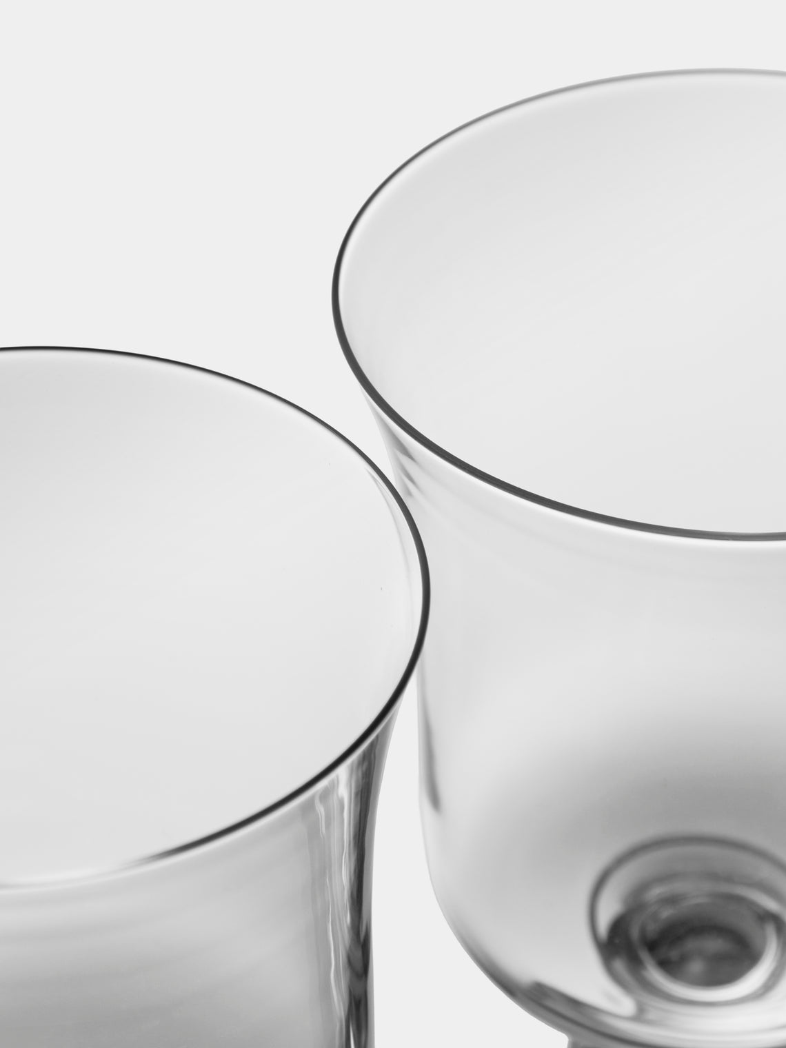 Antique and Vintage - 1947 Daum Saumur White Wine Glasses (Set of 12) - Clear - ABASK