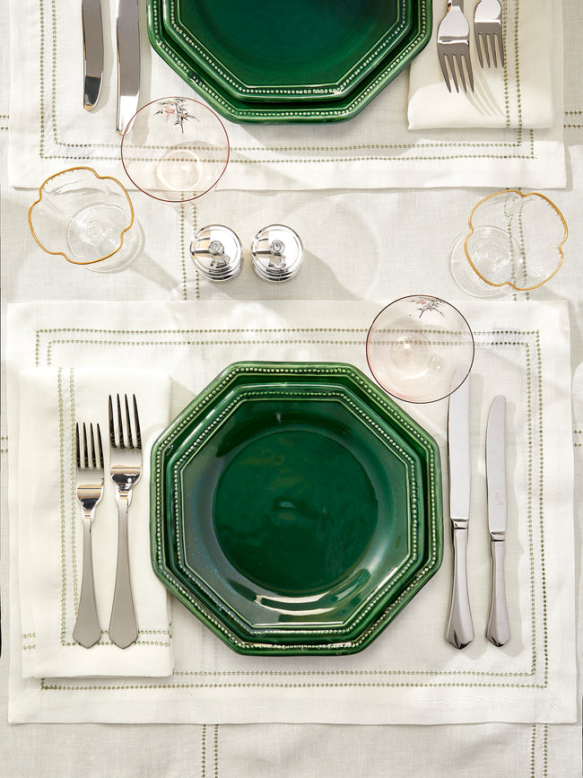 Volga Linen - Botanical Double Hem-Stitch Linen Placemats (Set of 6) - White - ABASK