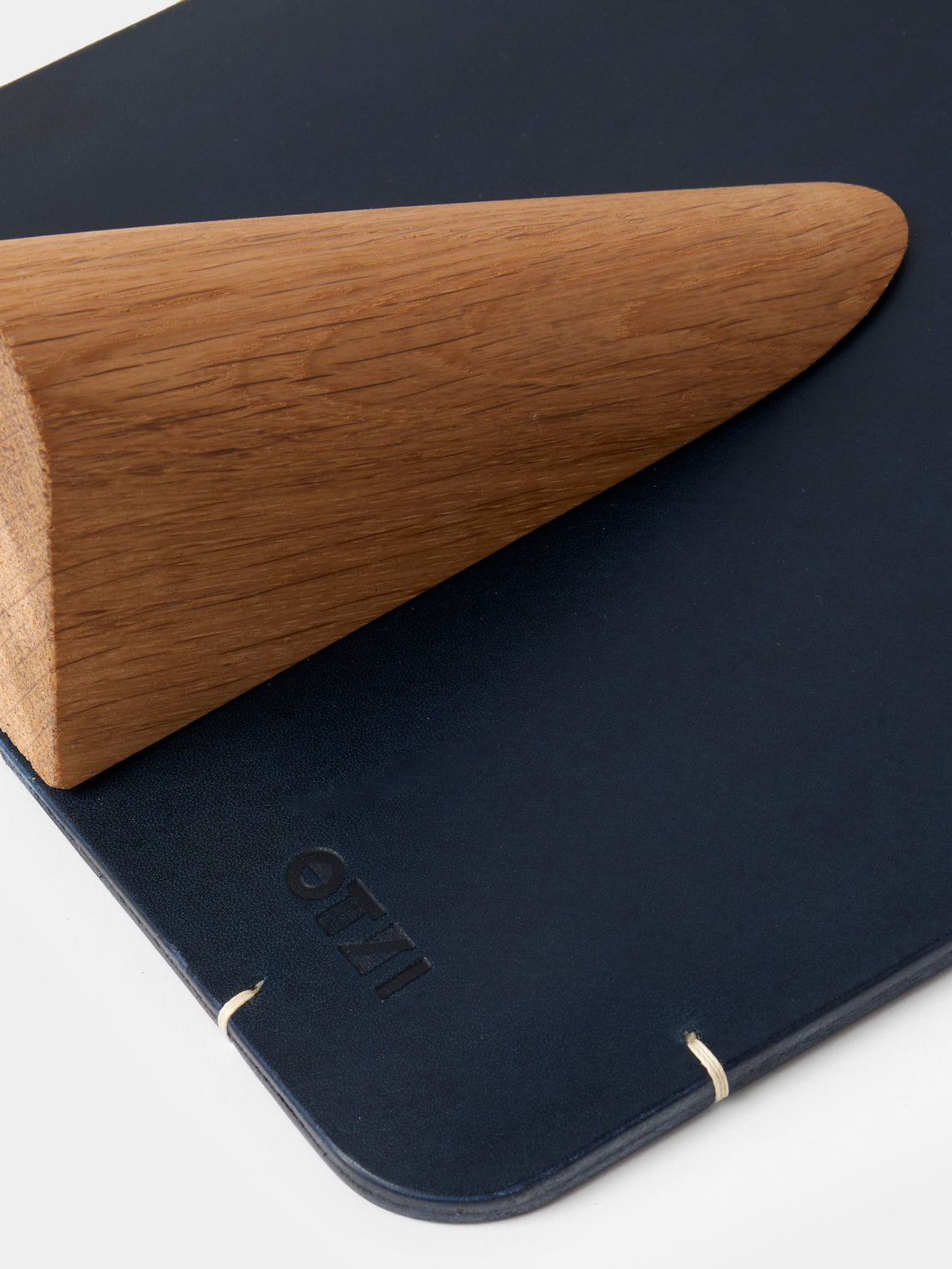Otzi Studio - Billet Leather & Wood Photo Frame (7x5 inch Photo) - Blue - ABASK