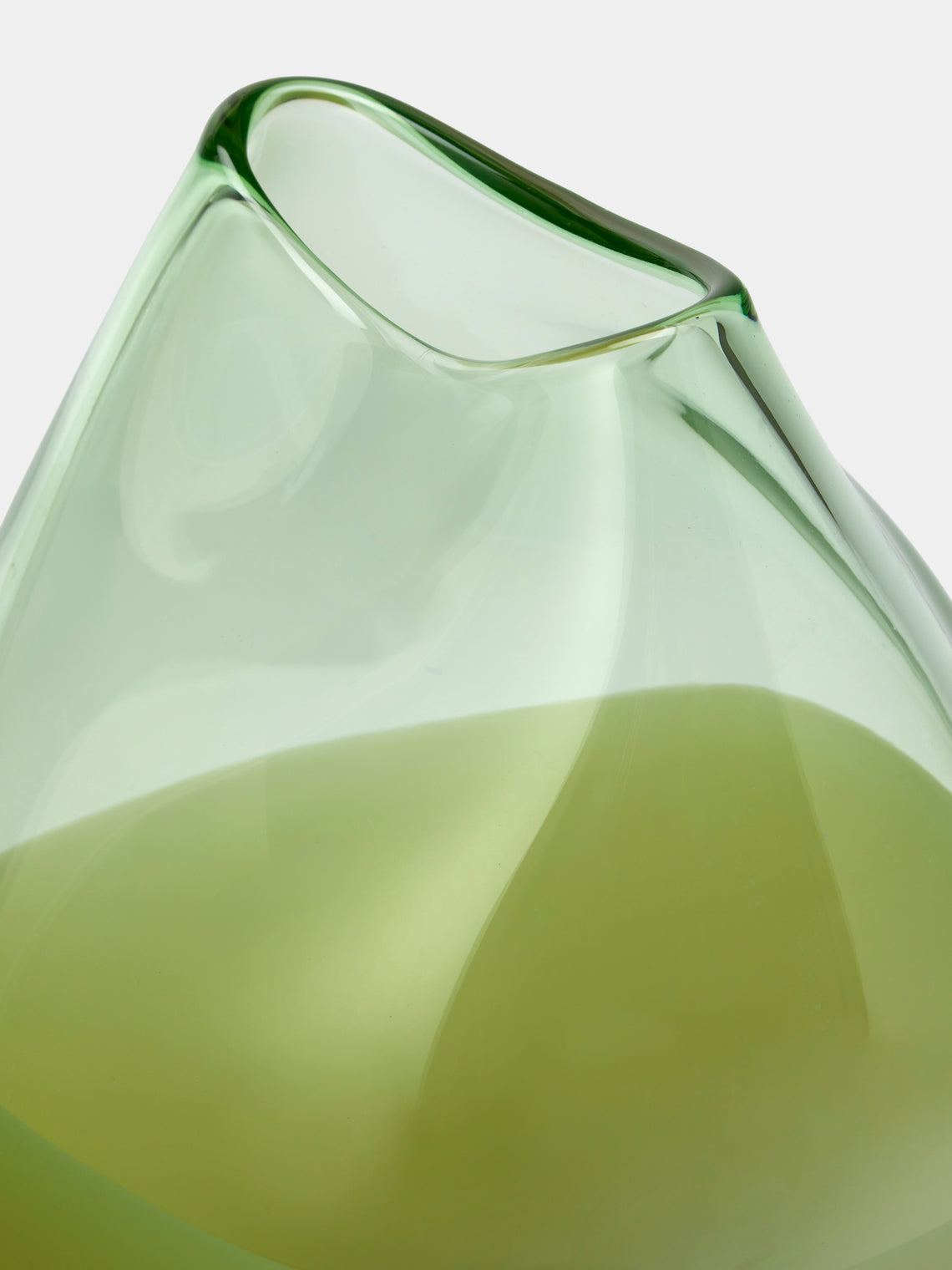 Michele Oberdieck - Hellebore Kasui Hand-Blown Glass Vase (12.5in/32cm) - Green - ABASK