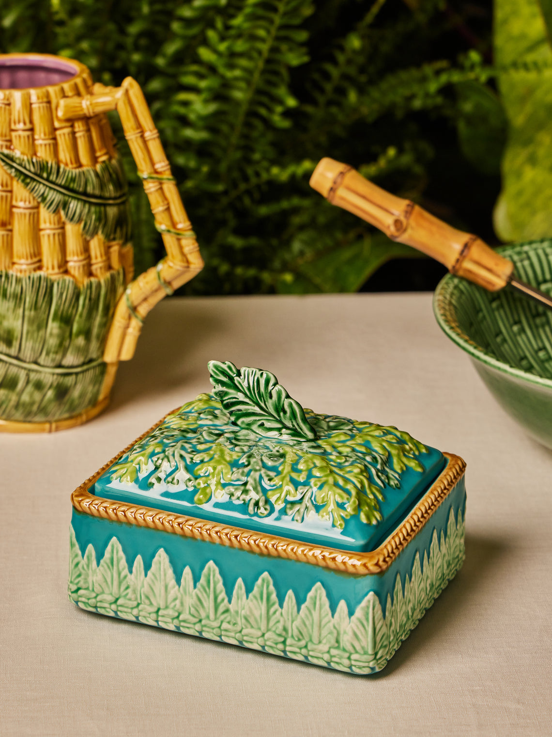 Verdolini - Leaves Hand-Painted Majolica Ceramic Box - Blue - ABASK