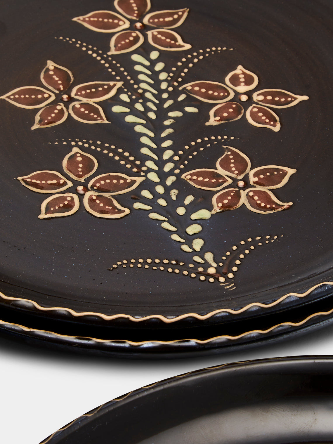 Poterie d’Évires - Flowers Hand-Painted Ceramic Dinner Plates (Set of 4) - Dark brown - ABASK