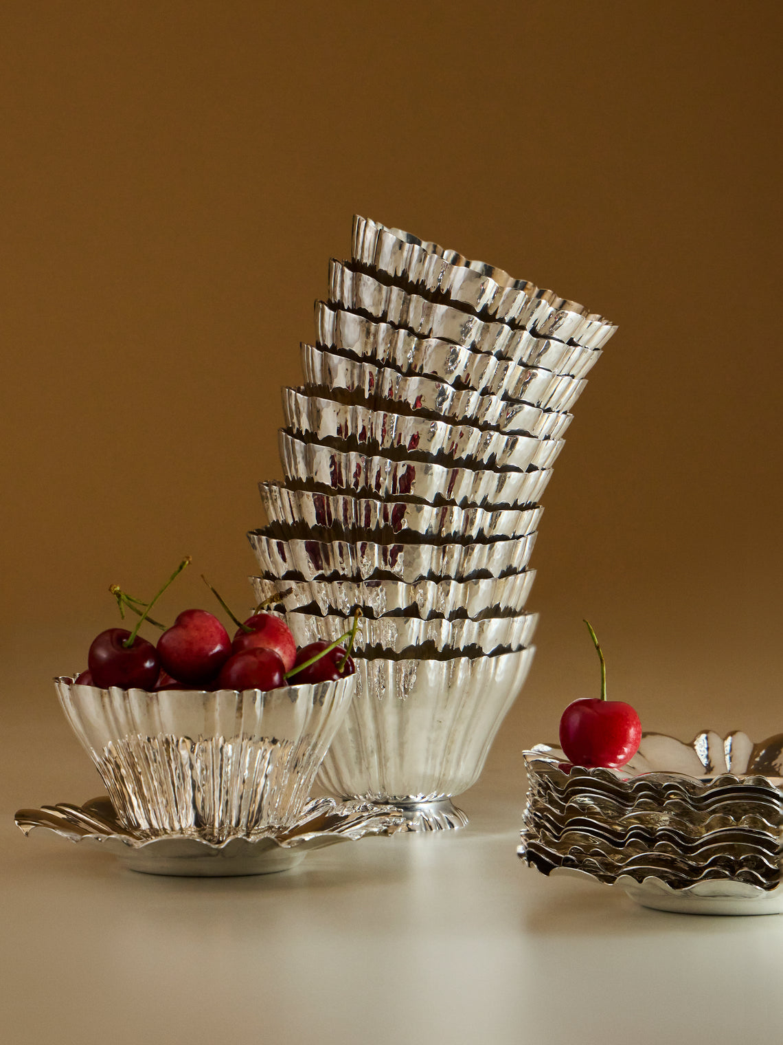 Antique and Vintage - 1930s Solid Silver Milanese Dessert Bowls and Saucers (Set of 12) - Silver - ABASK