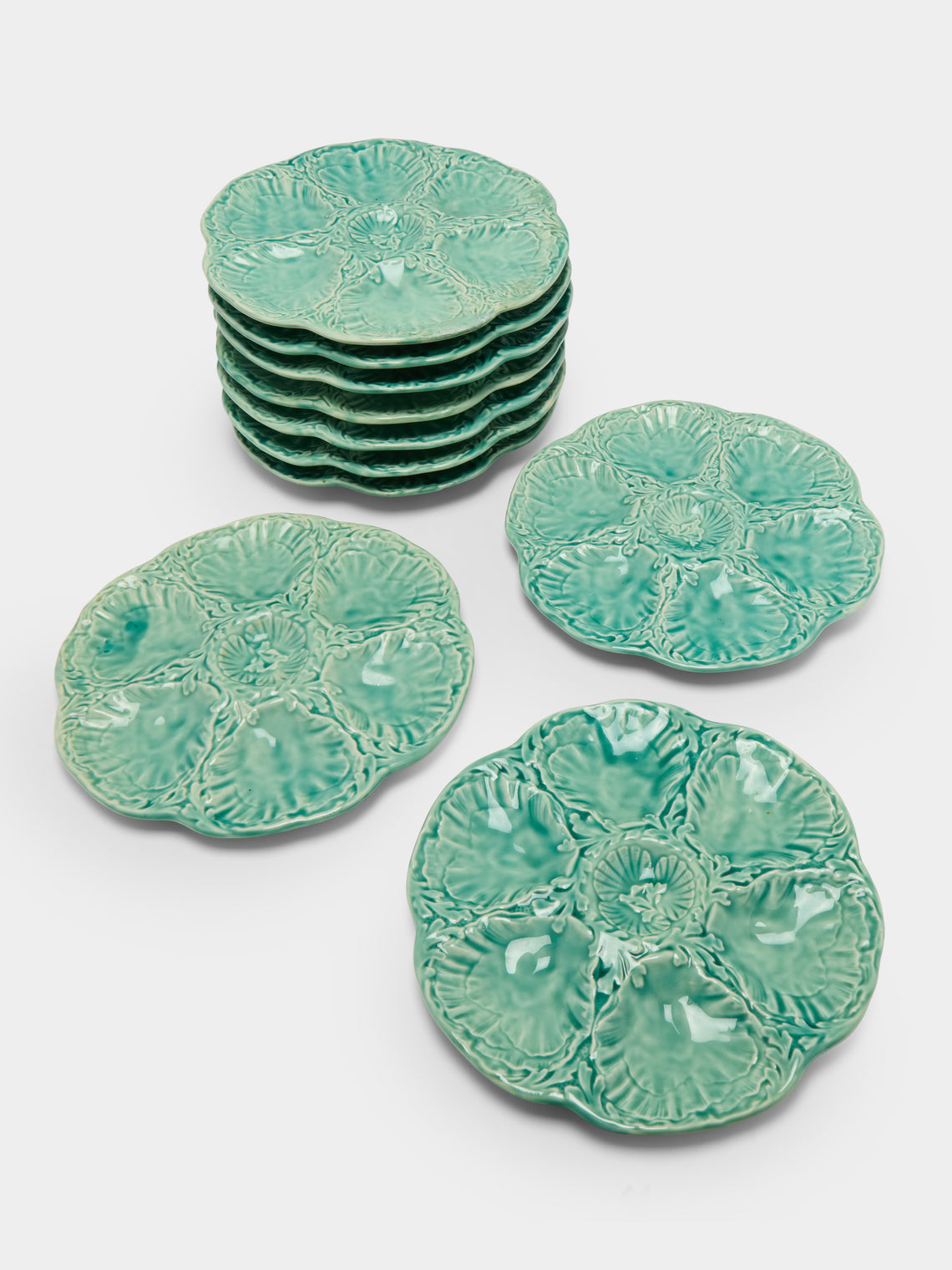 Antique and Vintage - Mid-Century Cabbage Majolica Ceramic Oyster Plates – 9.5in/24cm (Set of 10) - Green - ABASK