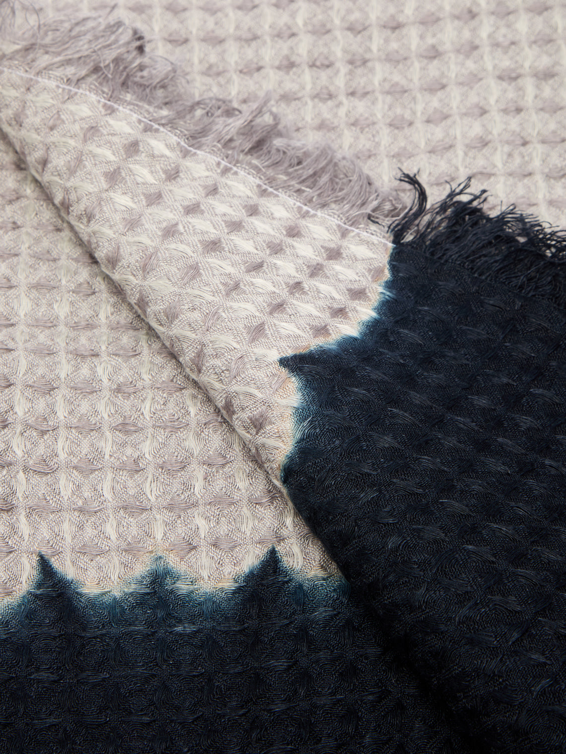Suzusan - Shibori Waffle Linen Throw -  - ABASK