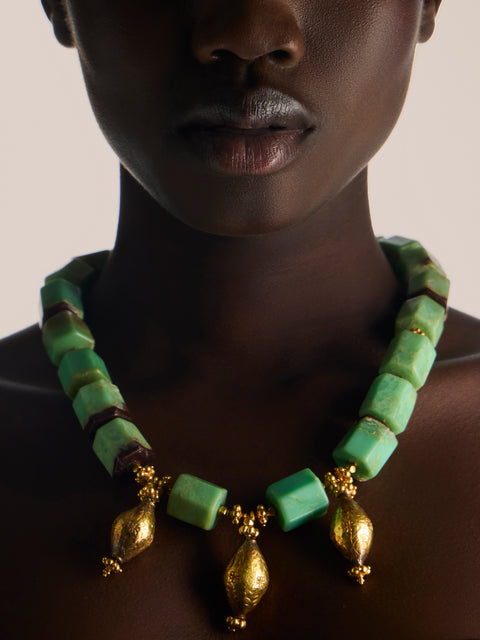 Mahnaz Collection - Vintage Alexandra Essex 18-Karat Yellow Gold and Chrysoprase Bead Hexagonal Necklace - Green - ABASK
