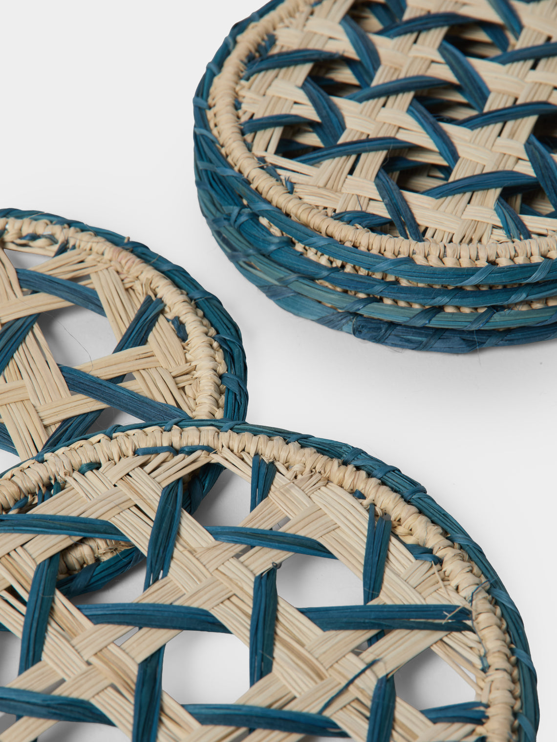 Artesanías del Atlántico - | Set of 6 | Espiga Handwoven Palm Coasters - Blue - ABASK