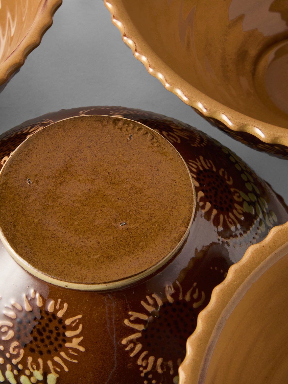 Poterie d’Évires - Flowers Hand-Painted Ceramic Fluted Bowls (Set of 4) - Light Brown - ABASK