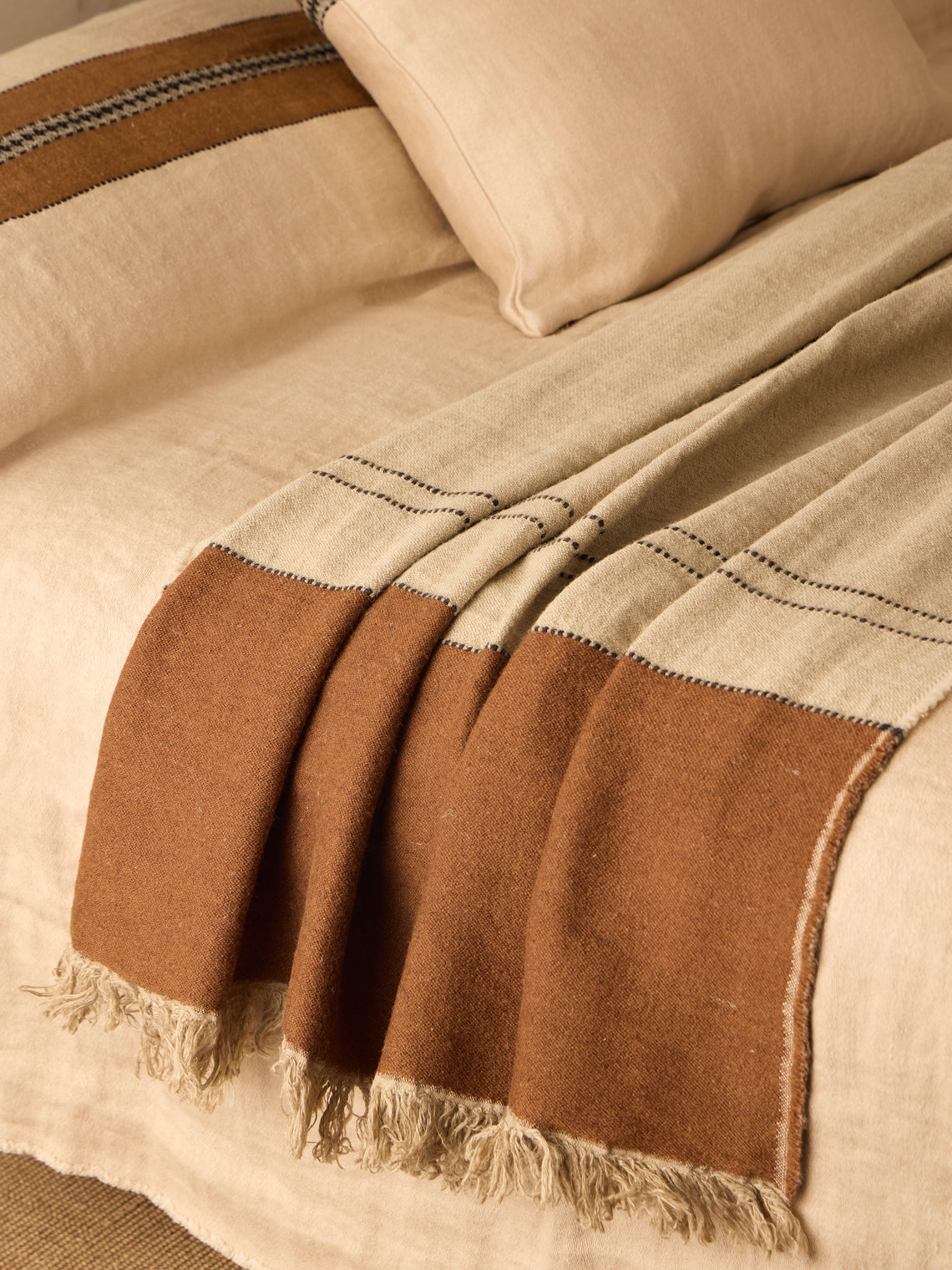 Libeco - Foundry Belgian Linen Throw (86.5in/2.2m) - Beige - ABASK