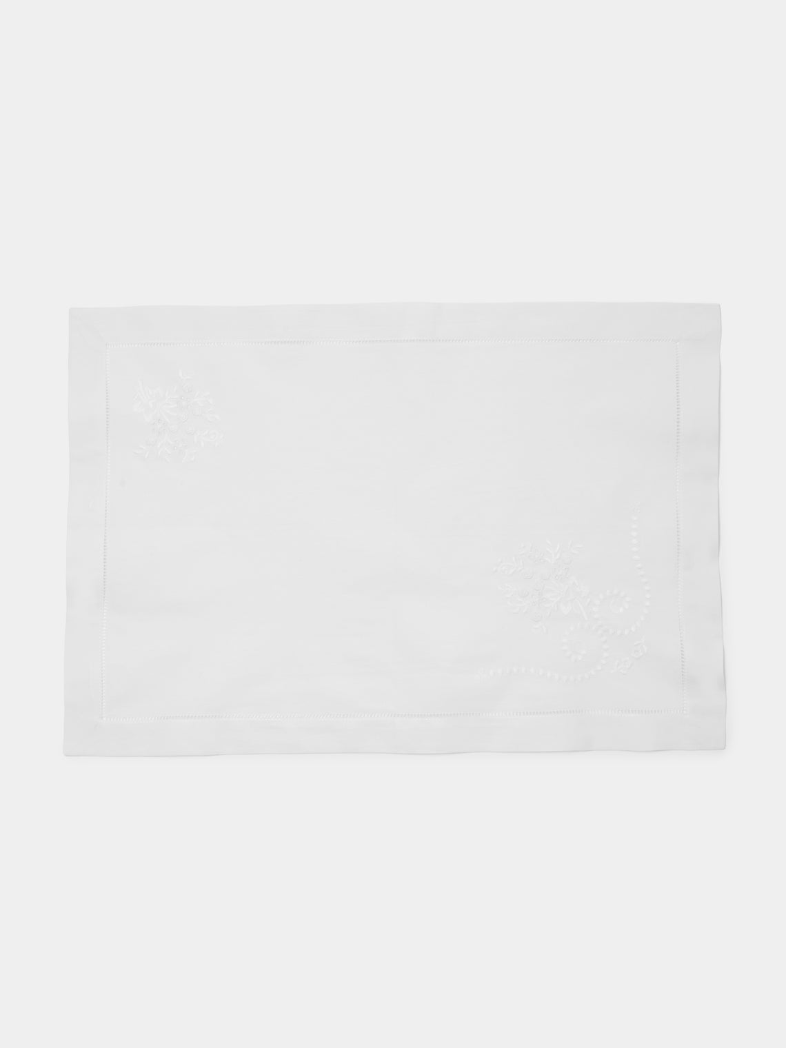 Rolande du Dreuilh Créations - Hand-Embroidered Cotton Placemats (Set of 4) - White - ABASK - 