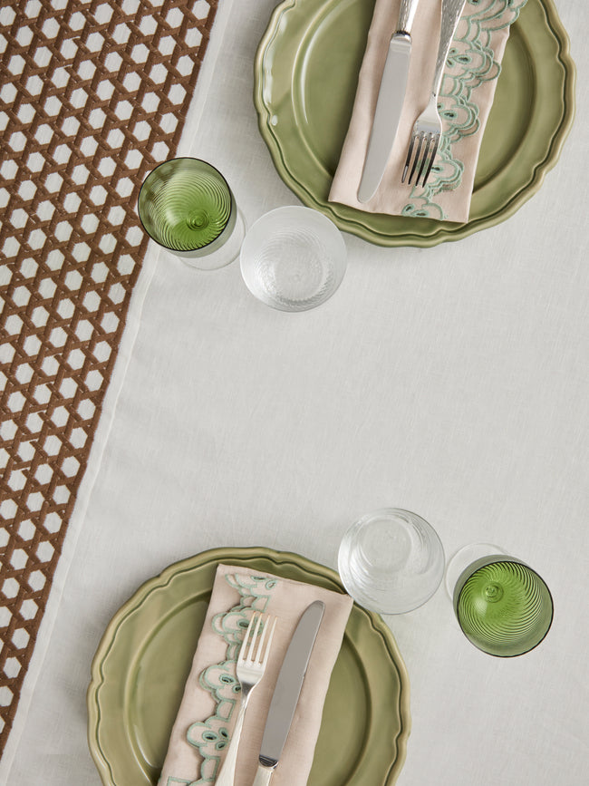 Borgo delle Tovaglie - Penelope Embroidered Linen Rectangular Tablecloth (165.5in/4.2m) - White - ABASK