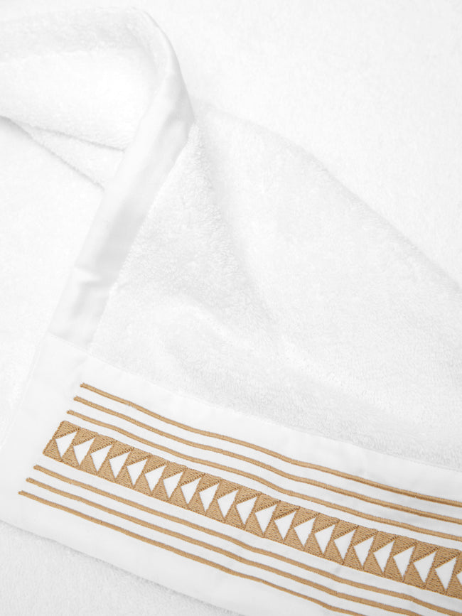 Loretta Caponi - Arrows Hand-Embroidered Cotton Bath Towel - White - ABASK