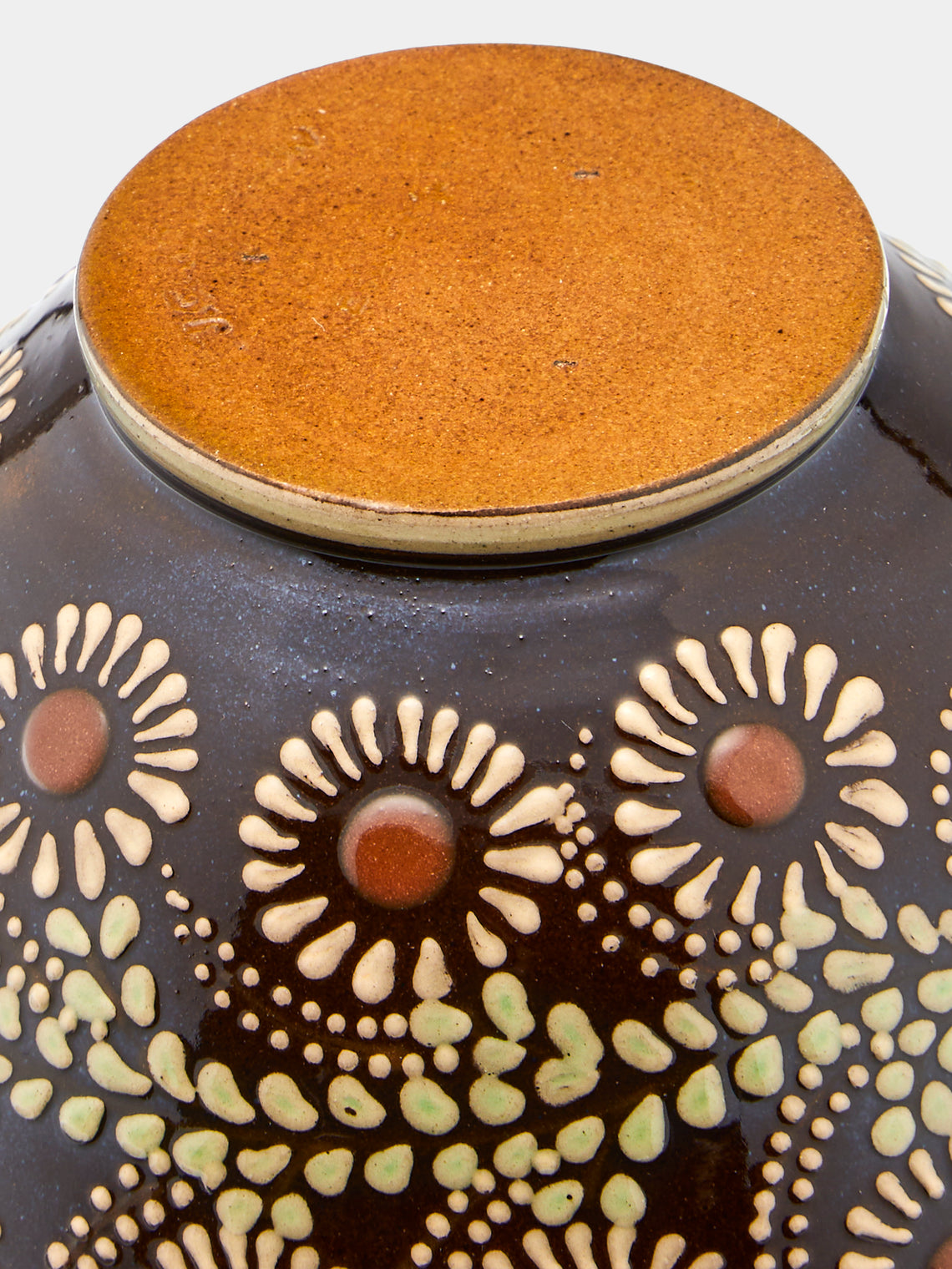 Poterie d’Évires - Flowers Hand-Painted Ceramic Small Fluted Serving Bowl - Dark brown - ABASK