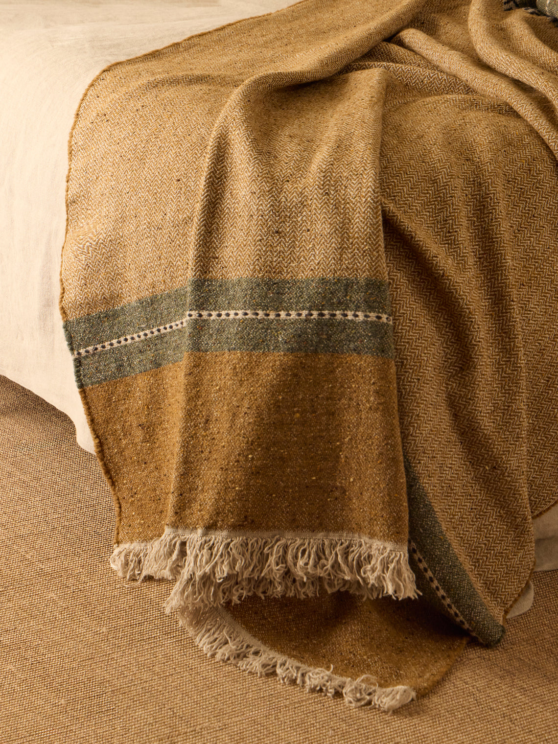 Libeco - Montana Belgian Linen Throw (86.5in/2.2m) - Brown - ABASK