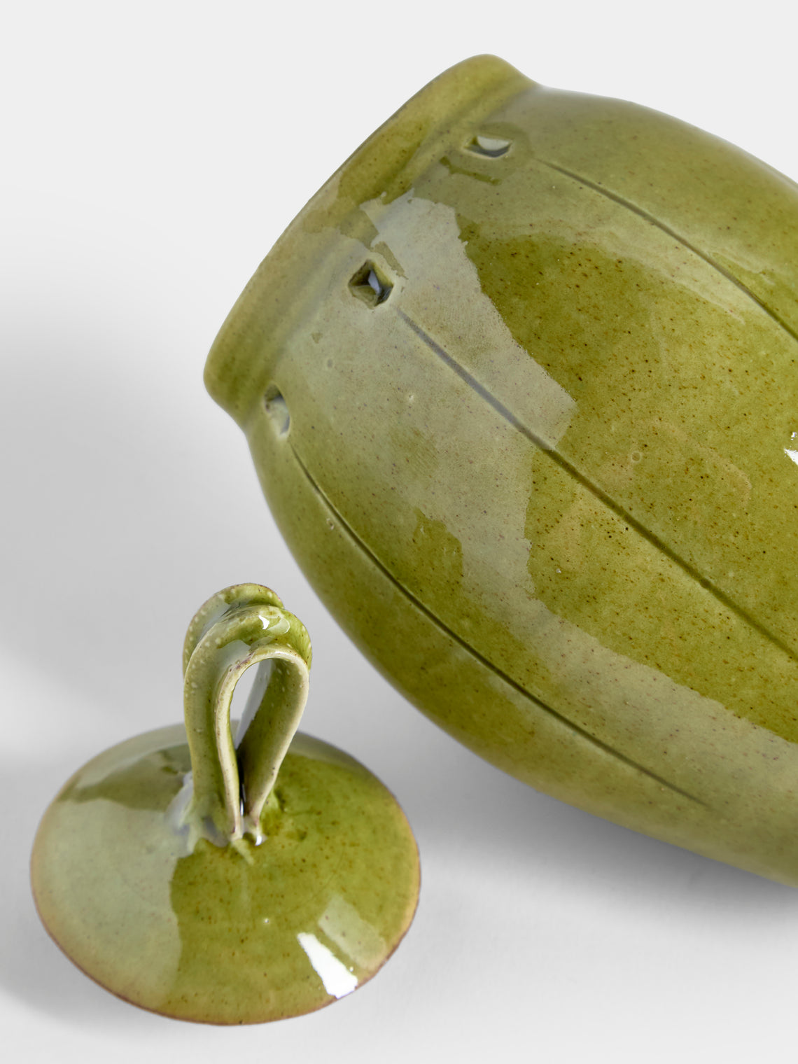 Neville Tatham - Slipware Large Ginger Jars (Set of 2) - Green - ABASK