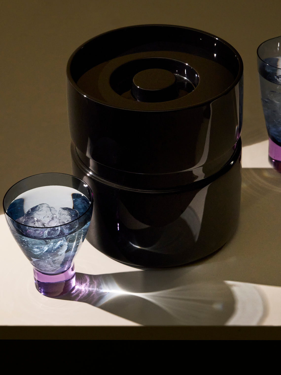 The Lacquer Company - Rita Lacquered Ice Bucket - Black - ABASK