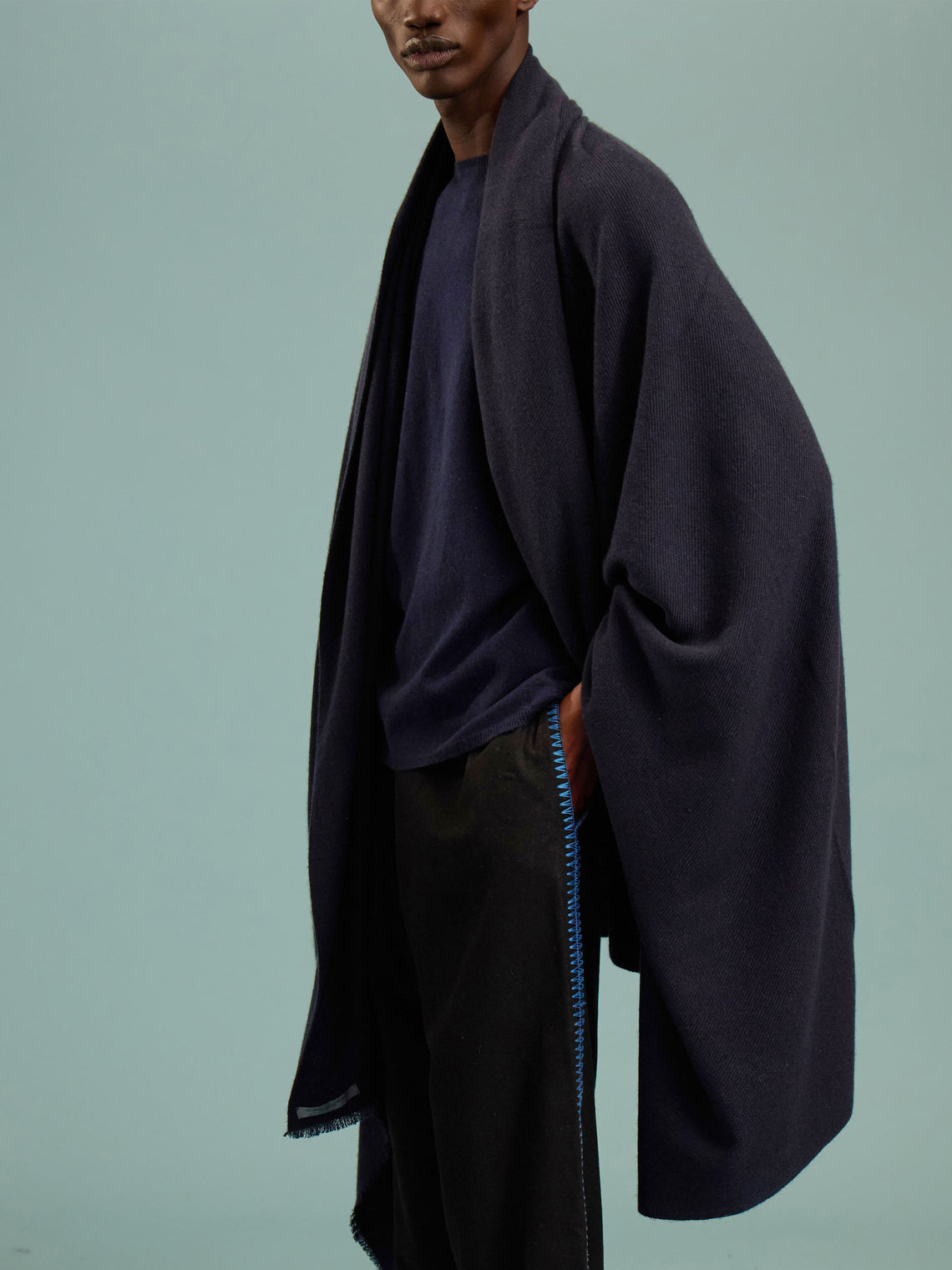 Denis Colomb - Cashmere Travel Blanket (78.5in/2m) - Navy - ABASK