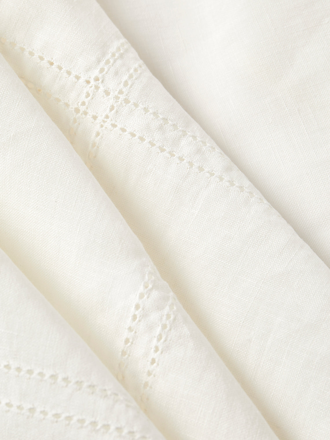 Volga Linen - Double Hem-Stitch Linen Check Round Tablecloth (110in/2.8m) - Ivory - ABASK