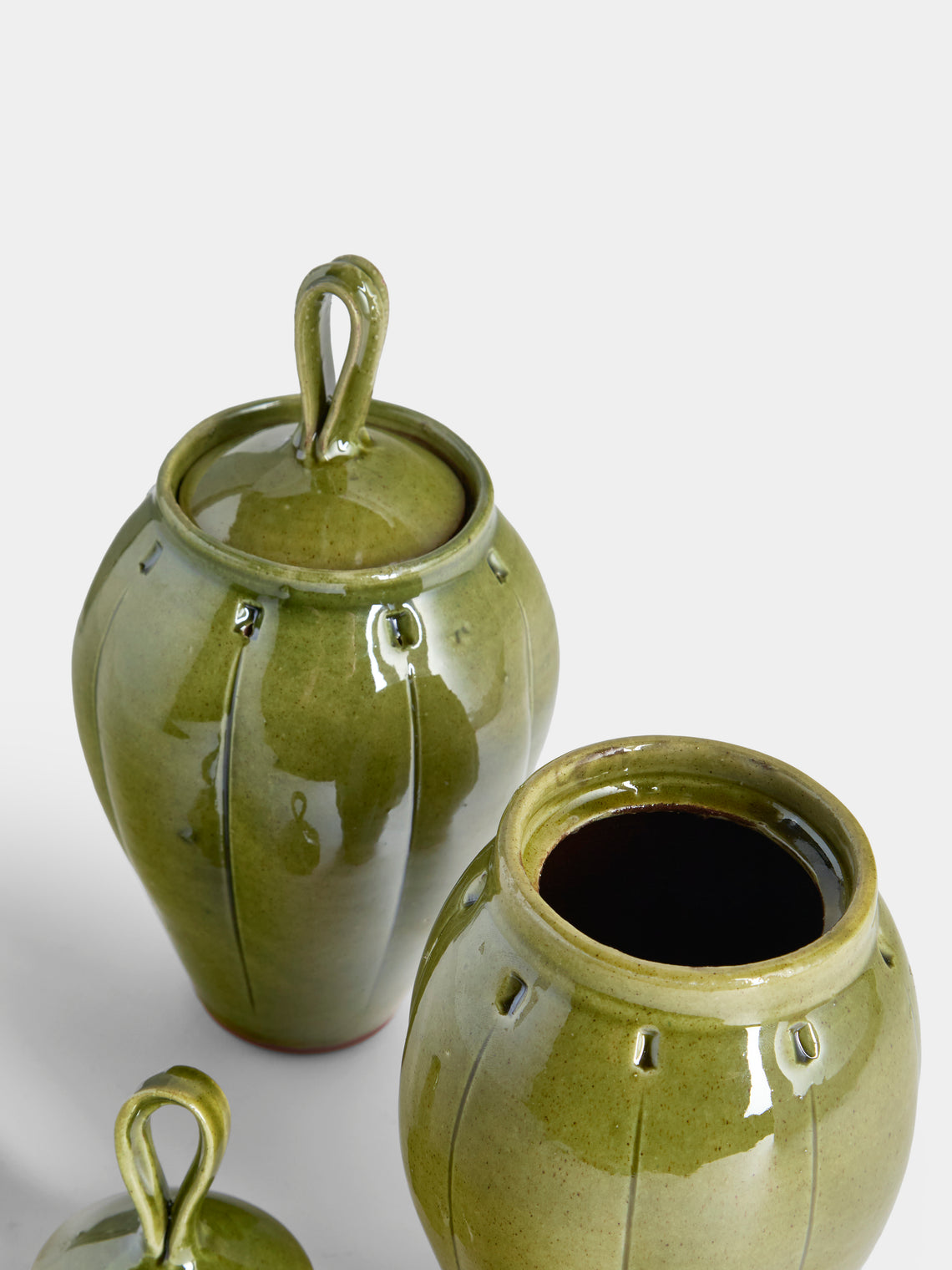 Neville Tatham - Slipware Large Ginger Jars (Set of 2) - Green - ABASK