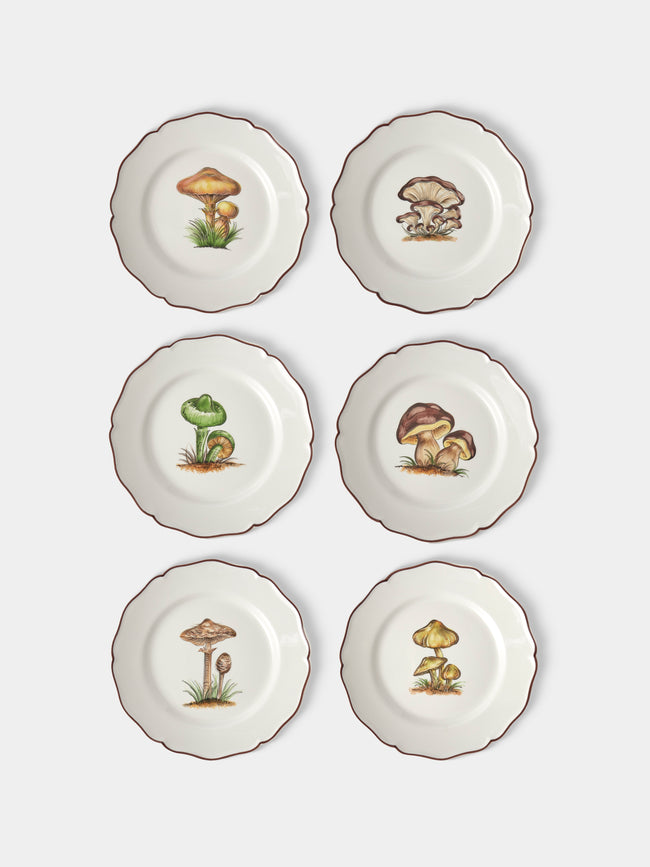 Este Ceramiche - Bristol Mushrooms Hand-Painted Ceramic Dinner Plates – 11in/27.5cm (Set of 6) - White - ABASK