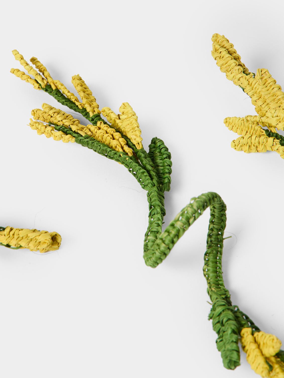 Artesanías del Atlántico - | Set of 4 | Golden Flower Handwoven Palm Napkin Rings - Yellow - ABASK