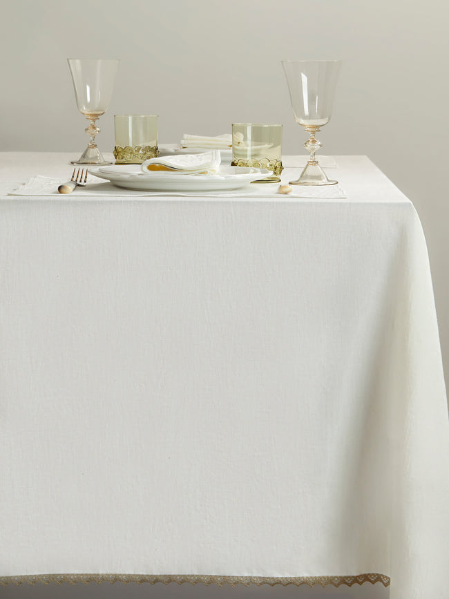 Borgo delle Tovaglie - Bagheria Embroidered Linen Rectangular Tablecloth (126in/3.2m) - Ivory - ABASK