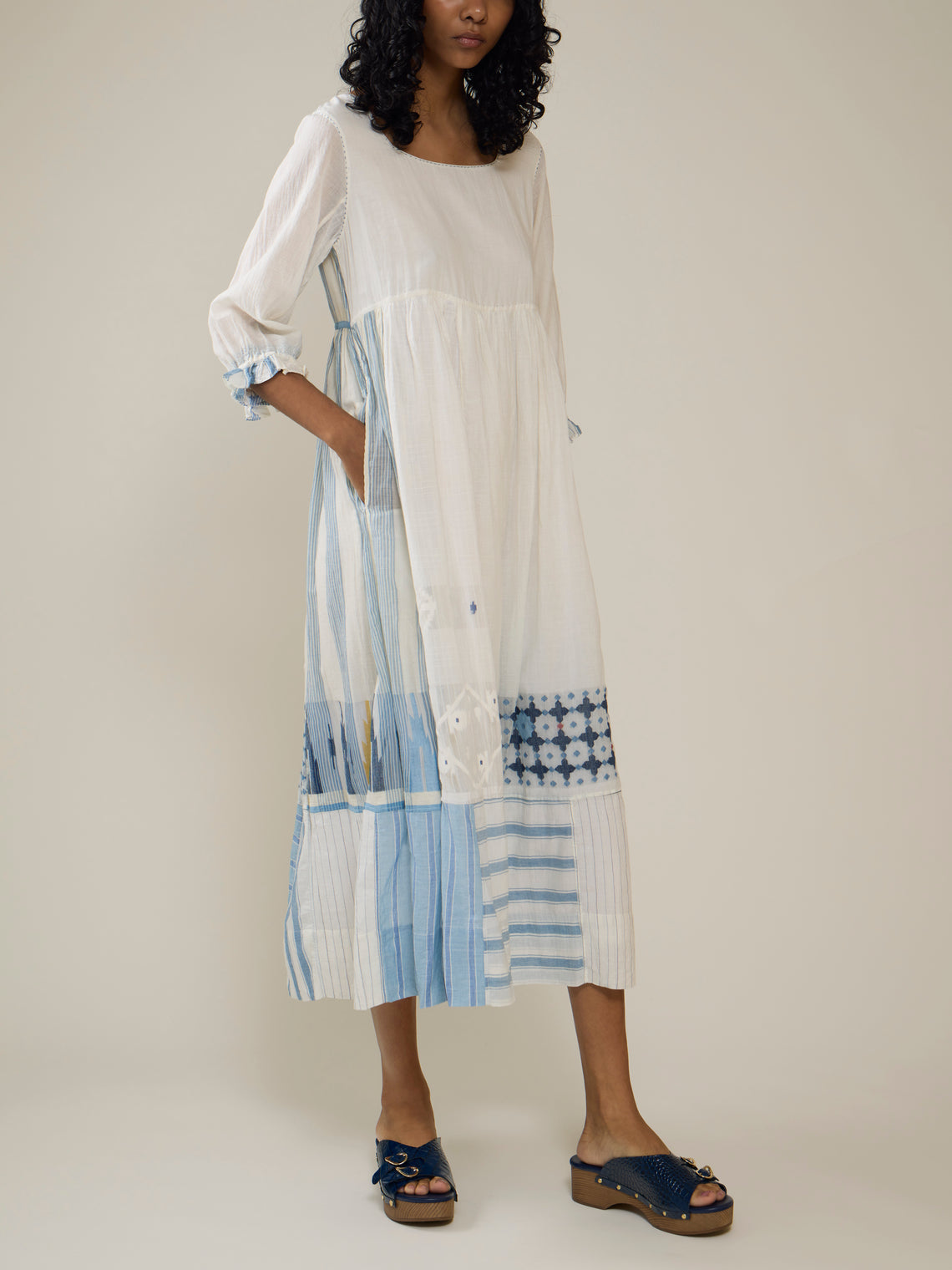 Injiri - Amber 30 Hand-Loomed Cotton Dress | Size: S - White - ABASK