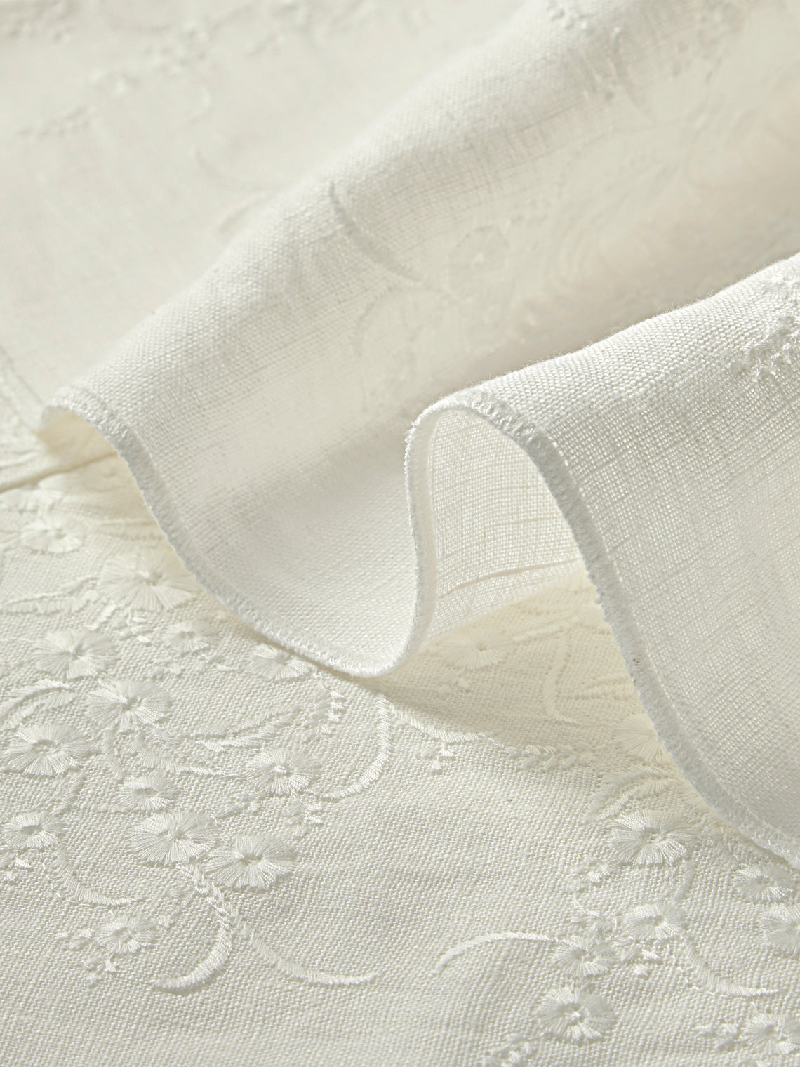 Borgo delle Tovaglie - Venaria Embroidered Linen Large Rectangular Tablecloth - Ivory - ABASK