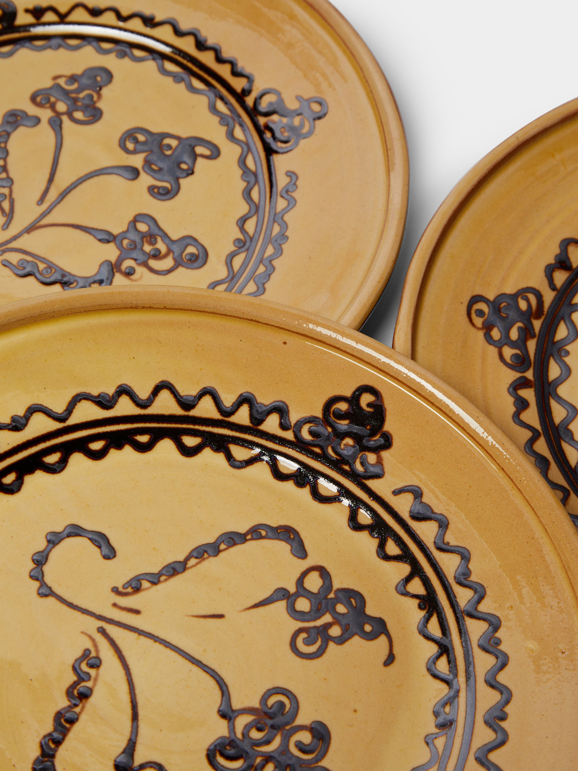 Poterie de Cliousclat - Hand-Painted Slipware Dinner Plates (Set of 4) -  - ABASK